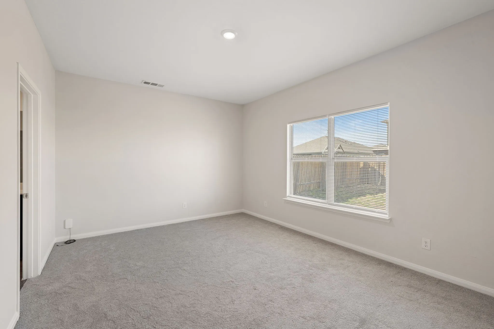 Single Family Residence For Sale in Ellis County , 101 Austin Avenue, Venus, Texas 76084, 5 Bedroom, 3 Bathroom, 2 Garage spaces, 2,587 Sqft, built in 2020, mls#21398109, Real Estate Agent in Venus, Homes For Sale in Ellis county, Homes For Sale in Venus, Realtor in Venus Texas, Real Estate Brokerage Independent Realty Texas, Luminita Cordes Realtor