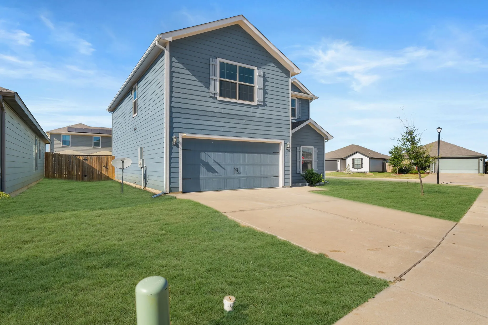 Single Family Residence For Sale in Ellis County , 101 Austin Avenue, Venus, Texas 76084, 5 Bedroom, 3 Bathroom, 2 Garage spaces, 2,587 Sqft, built in 2020, mls#21398109, Real Estate Agent in Venus, Homes For Sale in Ellis county, Homes For Sale in Venus, Realtor in Venus Texas, Real Estate Brokerage Independent Realty Texas, Luminita Cordes Realtor