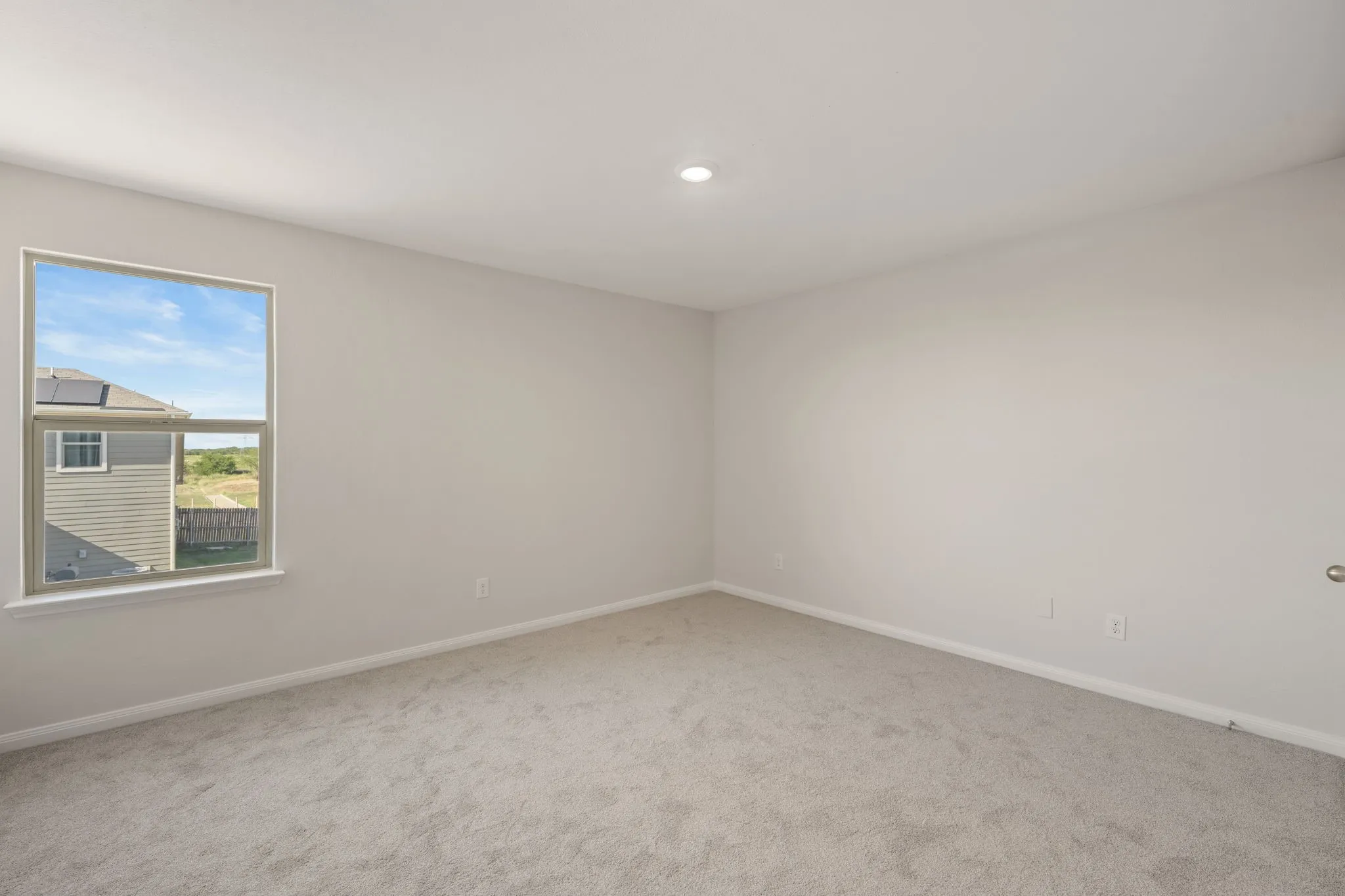Single Family Residence For Sale in Ellis County , 101 Austin Avenue, Venus, Texas 76084, 5 Bedroom, 3 Bathroom, 2 Garage spaces, 2,587 Sqft, built in 2020, mls#21398109, Real Estate Agent in Venus, Homes For Sale in Ellis county, Homes For Sale in Venus, Realtor in Venus Texas, Real Estate Brokerage Independent Realty Texas, Luminita Cordes Realtor