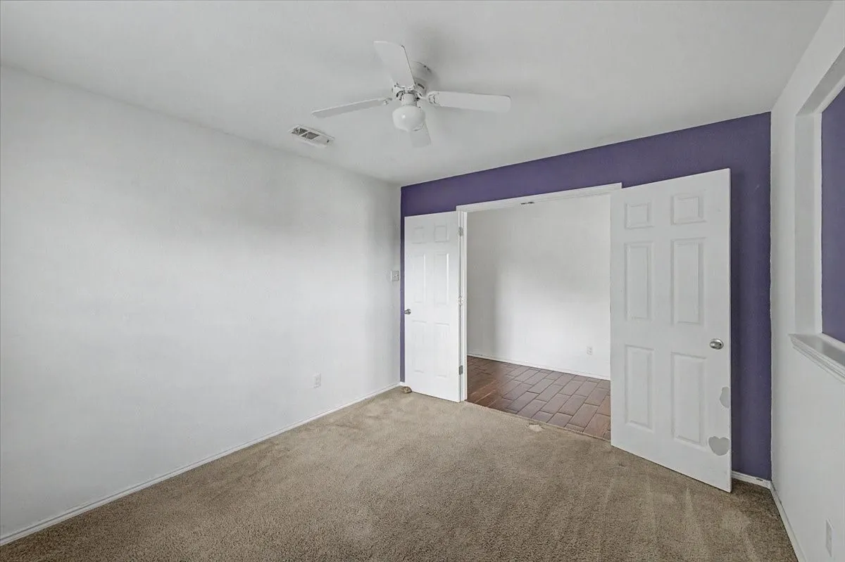 Single Family Residence For Sale in Tarrant County , 821 Green Heath Avenue, Fort Worth, Texas 76120, 3 Bedroom, 2 Bathroom, 2 Garage spaces, 1,840 Sqft, built in 2009, mls#21396153, Real Estate Agent in Fort Worth, Homes For Sale in Tarrant county, Homes For Sale in Fort Worth, Realtor in Fort Worth Texas, Real Estate Brokerage Independent Realty Texas, Luminita Cordes Realtor