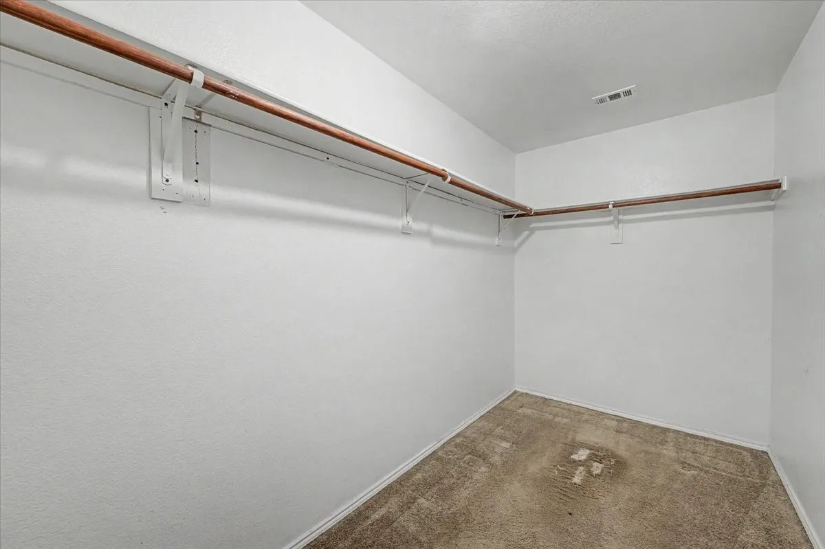 Single Family Residence For Sale in Tarrant County , 821 Green Heath Avenue, Fort Worth, Texas 76120, 3 Bedroom, 2 Bathroom, 2 Garage spaces, 1,840 Sqft, built in 2009, mls#21396153, Real Estate Agent in Fort Worth, Homes For Sale in Tarrant county, Homes For Sale in Fort Worth, Realtor in Fort Worth Texas, Real Estate Brokerage Independent Realty Texas, Luminita Cordes Realtor