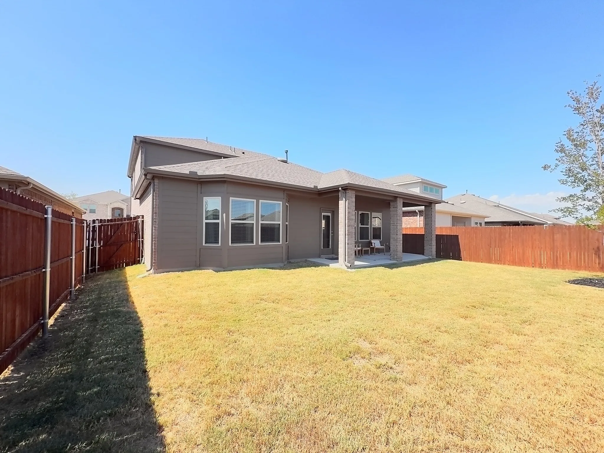 Single Family Residence For Rent in Collin County , 7400 Seton Place, Mc Kinney, Texas 75071, 4 Bedroom, 3 Bathroom, 2 Garage spaces, 2,705 Sqft, built in 2024, mls#21398117, Real Estate Agent in Mc Kinney, Homes For Rent in Collin county, Homes For Rent in Mc Kinney, Realtor in Mc Kinney Texas, Real Estate Brokerage Independent Realty Texas, Luminita Cordes Realtor