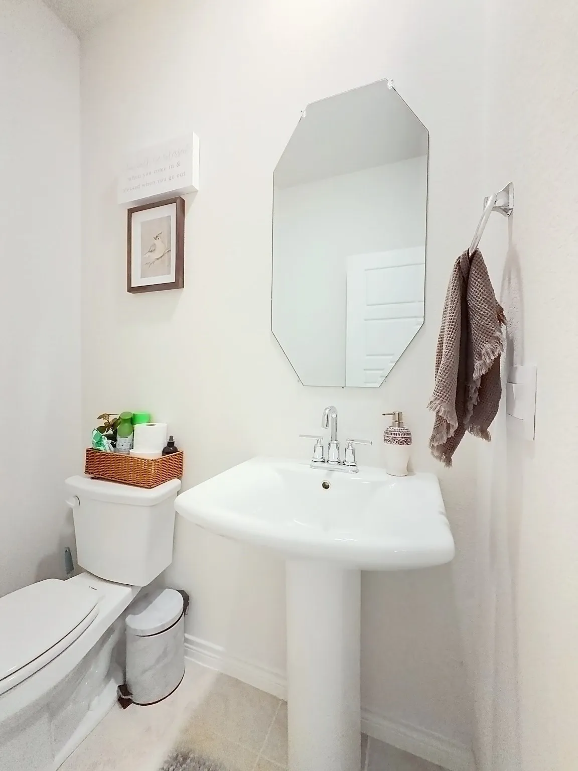 Single Family Residence For Rent in Collin County , 7400 Seton Place, Mc Kinney, Texas 75071, 4 Bedroom, 3 Bathroom, 2 Garage spaces, 2,705 Sqft, built in 2024, mls#21398117, Real Estate Agent in Mc Kinney, Homes For Rent in Collin county, Homes For Rent in Mc Kinney, Realtor in Mc Kinney Texas, Real Estate Brokerage Independent Realty Texas, Luminita Cordes Realtor