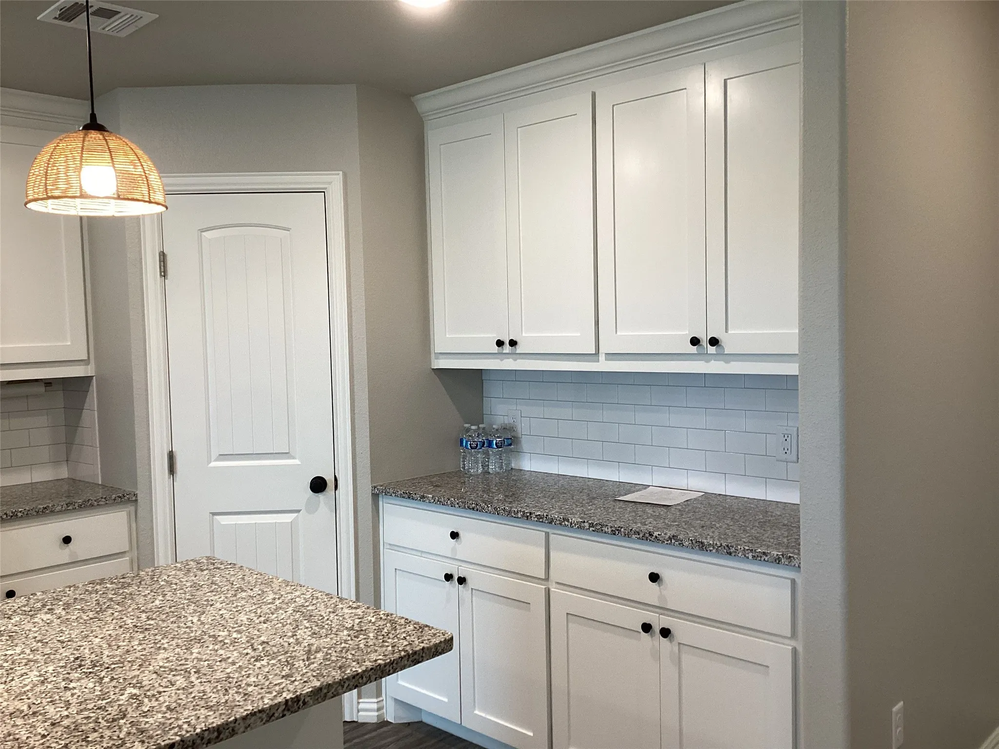 Single Family Residence For Sale in Grayson County , 122 NORTH MEADOWS Street, Pottsboro, Texas 75076, 3 Bedroom, 2 Bathroom, 2 Garage spaces, 1,671 Sqft, built in 2022, mls#21398120, Real Estate Agent in Pottsboro, Homes For Sale in Grayson county, Homes For Sale in Pottsboro, Realtor in Pottsboro Texas, Real Estate Brokerage Independent Realty Texas, Luminita Cordes Realtor