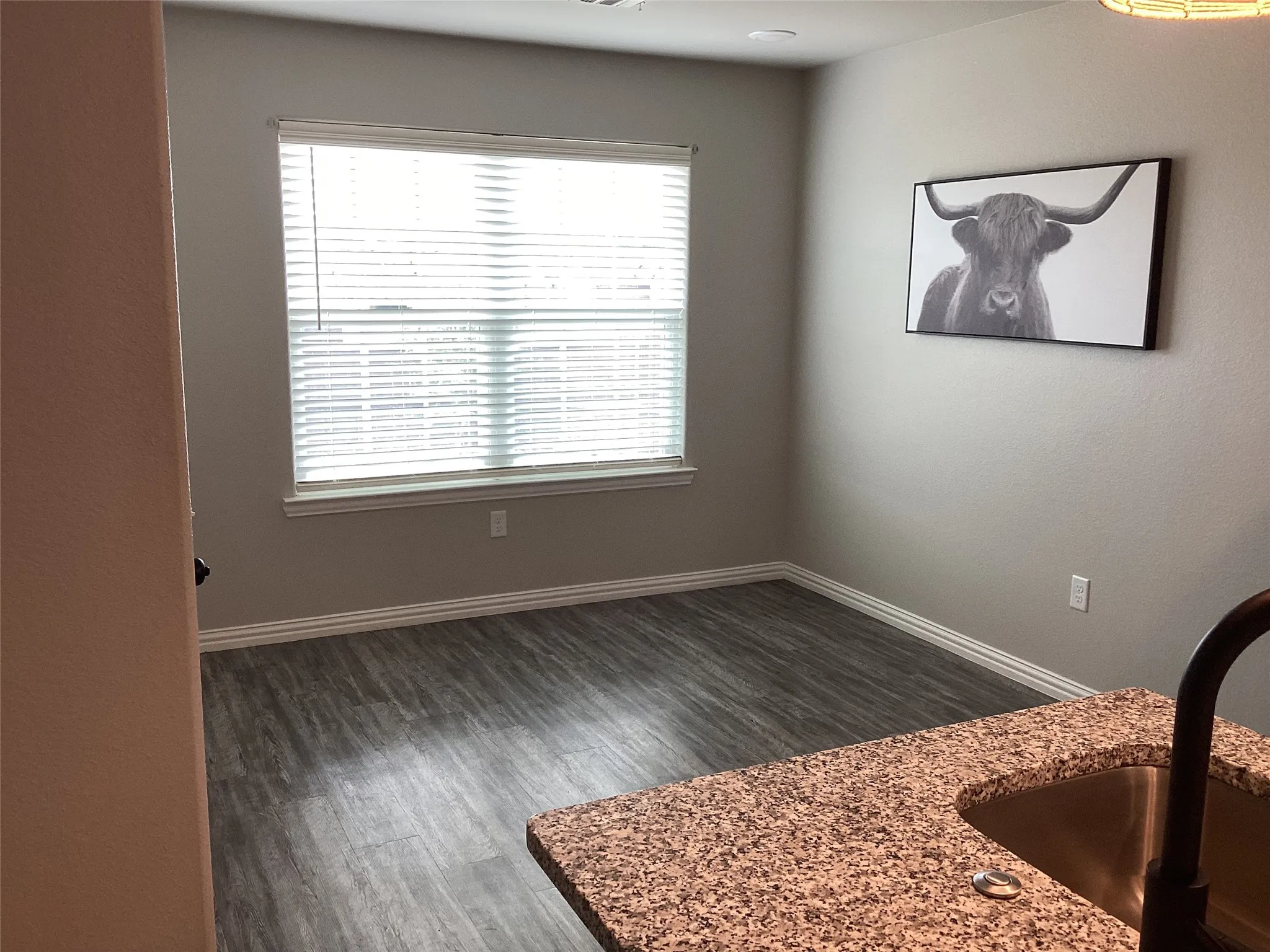 Single Family Residence For Sale in Grayson County , 122 NORTH MEADOWS Street, Pottsboro, Texas 75076, 3 Bedroom, 2 Bathroom, 2 Garage spaces, 1,671 Sqft, built in 2022, mls#21398120, Real Estate Agent in Pottsboro, Homes For Sale in Grayson county, Homes For Sale in Pottsboro, Realtor in Pottsboro Texas, Real Estate Brokerage Independent Realty Texas, Luminita Cordes Realtor