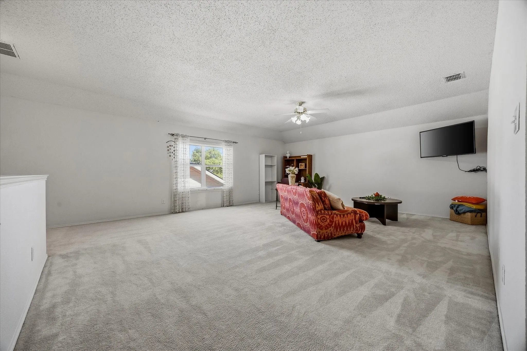 Huge 2nd living area will be a hit with family and friends!