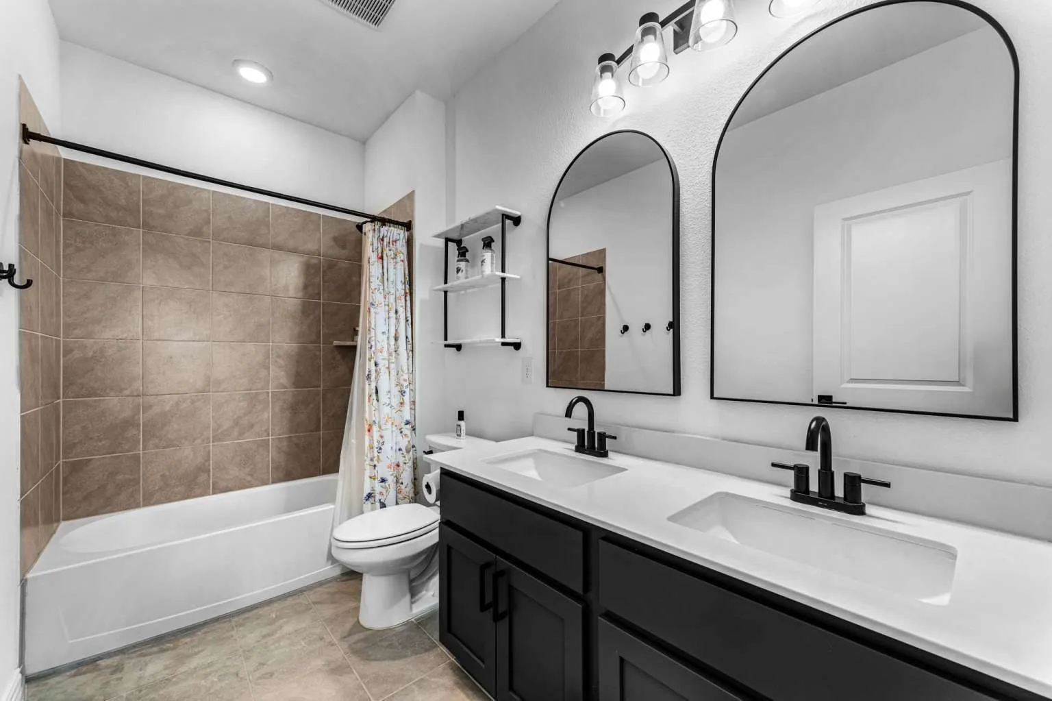 Single Family Residence For Sale in Denton County , 2336 Gray Drive, Northlake, Texas 76247, 4 Bedroom, 3 Bathroom, 2 Garage spaces, 2,435 Sqft, built in 2022, mls#21398130, Real Estate Agent in Northlake, Homes For Sale in Denton county, Homes For Sale in Northlake, Realtor in Northlake Texas, Real Estate Brokerage Independent Realty Texas, Luminita Cordes Realtor