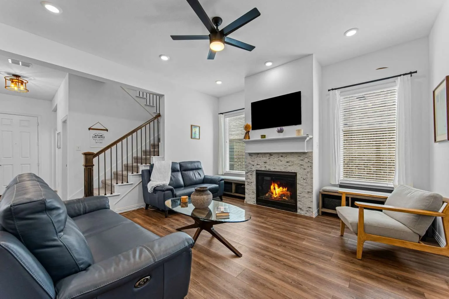 Single Family Residence For Sale in Denton County , 2336 Gray Drive, Northlake, Texas 76247, 4 Bedroom, 3 Bathroom, 2 Garage spaces, 2,435 Sqft, built in 2022, mls#21398130, Real Estate Agent in Northlake, Homes For Sale in Denton county, Homes For Sale in Northlake, Realtor in Northlake Texas, Real Estate Brokerage Independent Realty Texas, Luminita Cordes Realtor