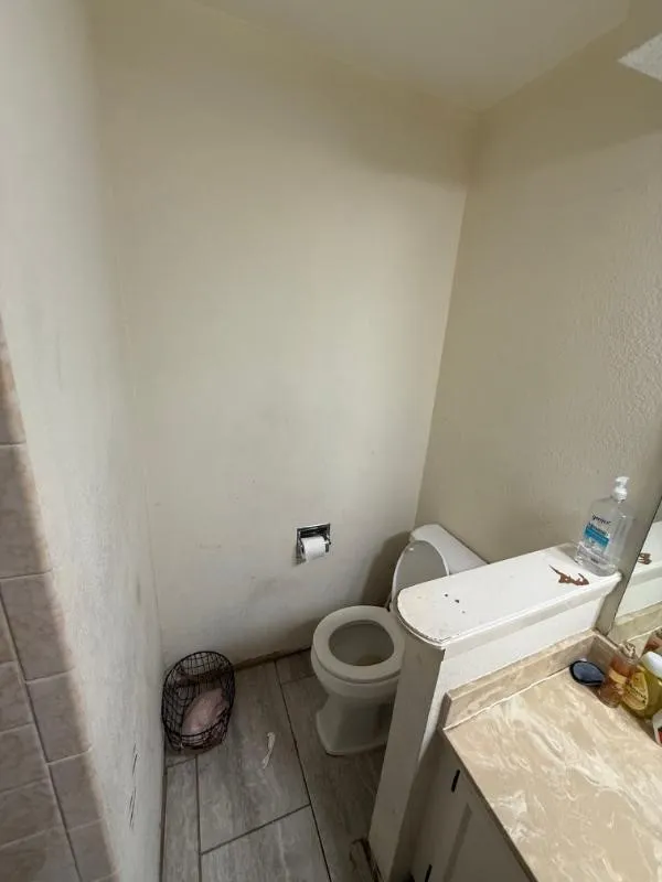Single Family Residence For Sale in Dallas County , 705 Angle Ridge Circle, Garland, Texas 75043, 3 Bedroom, 2 Bathroom, 2 Garage spaces, 1,365 Sqft, built in 1977, mls#21397987, Real Estate Agent in Garland, Homes For Sale in Dallas county, Homes For Sale in Garland, Realtor in Garland Texas, Real Estate Brokerage Independent Realty Texas, Luminita Cordes Realtor