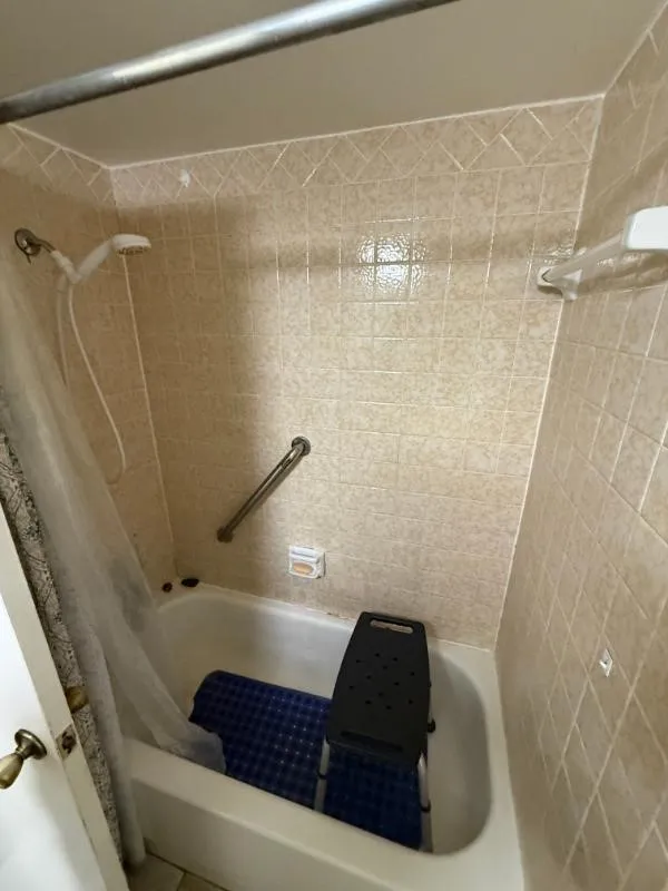 Single Family Residence For Sale in Dallas County , 705 Angle Ridge Circle, Garland, Texas 75043, 3 Bedroom, 2 Bathroom, 2 Garage spaces, 1,365 Sqft, built in 1977, mls#21397987, Real Estate Agent in Garland, Homes For Sale in Dallas county, Homes For Sale in Garland, Realtor in Garland Texas, Real Estate Brokerage Independent Realty Texas, Luminita Cordes Realtor