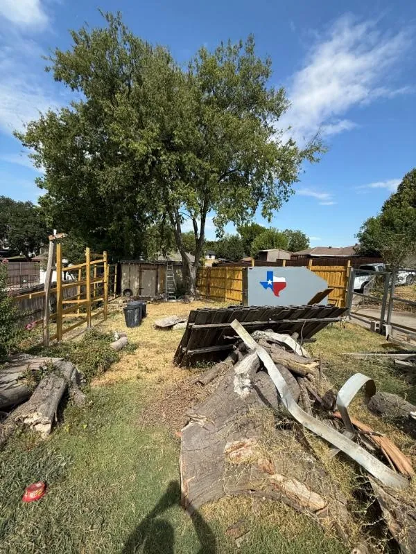 Single Family Residence For Sale in Dallas County , 705 Angle Ridge Circle, Garland, Texas 75043, 3 Bedroom, 2 Bathroom, 2 Garage spaces, 1,365 Sqft, built in 1977, mls#21397987, Real Estate Agent in Garland, Homes For Sale in Dallas county, Homes For Sale in Garland, Realtor in Garland Texas, Real Estate Brokerage Independent Realty Texas, Luminita Cordes Realtor