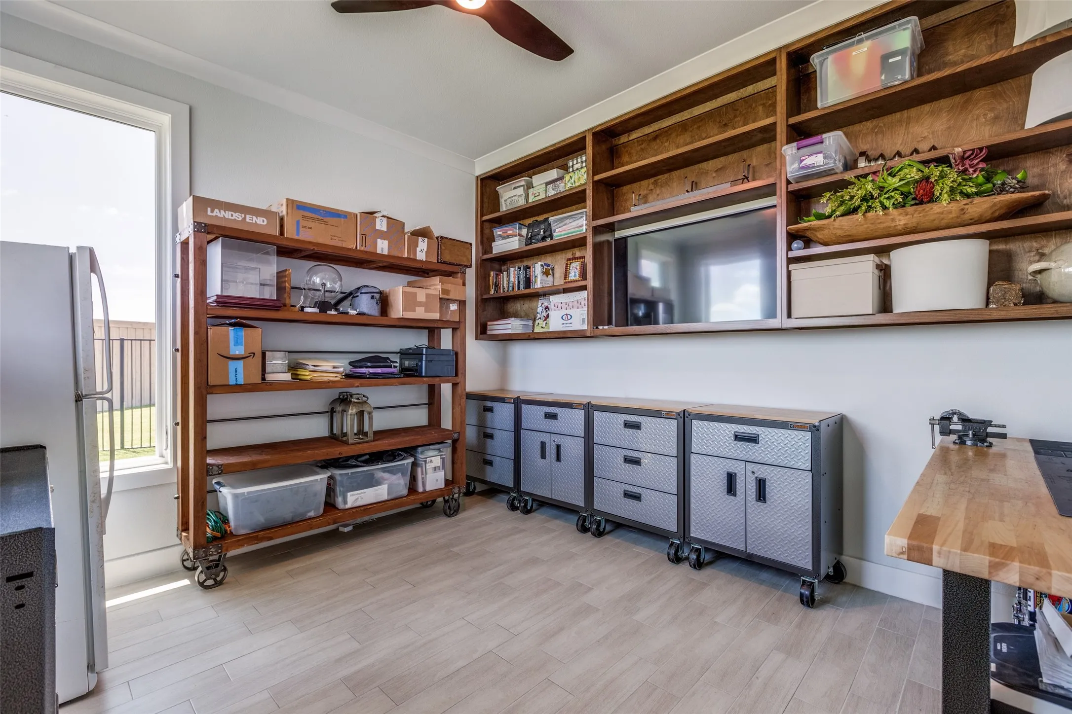 Single Family Residence For Sale in Grayson County , 1224 Karsten Ridge Pass, Gunter, Texas 75058, 4 Bedroom, 5 Bathroom, 3 Garage spaces, 4,005 Sqft, built in 2022, mls#21398125, Real Estate Agent in Gunter, Homes For Sale in Grayson county, Homes For Sale in Gunter, Realtor in Gunter Texas, Real Estate Brokerage Independent Realty Texas, Luminita Cordes Realtor