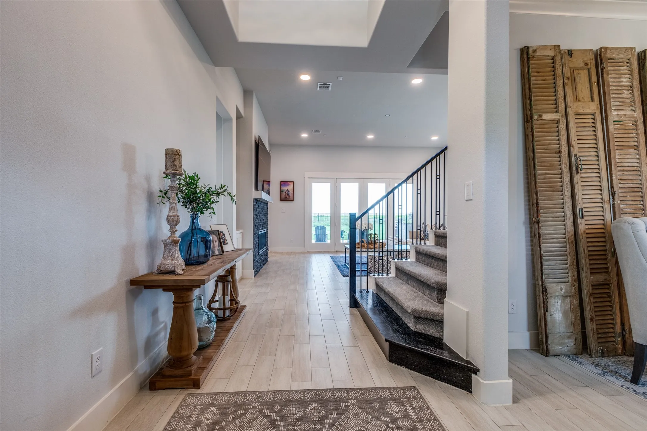 Single Family Residence For Sale in Grayson County , 1224 Karsten Ridge Pass, Gunter, Texas 75058, 4 Bedroom, 5 Bathroom, 3 Garage spaces, 4,005 Sqft, built in 2022, mls#21398125, Real Estate Agent in Gunter, Homes For Sale in Grayson county, Homes For Sale in Gunter, Realtor in Gunter Texas, Real Estate Brokerage Independent Realty Texas, Luminita Cordes Realtor