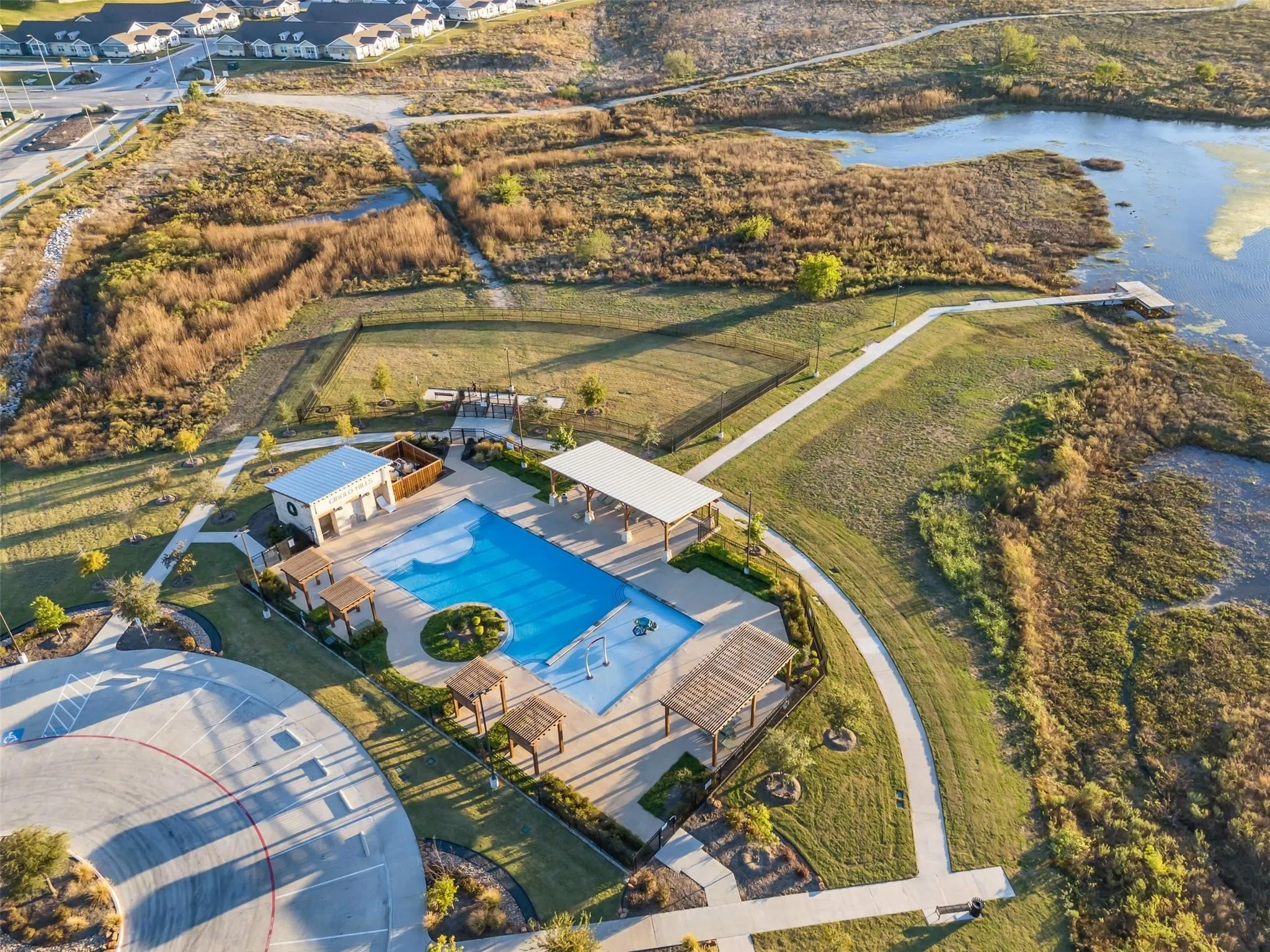 Single Family Residence For Sale in Tarrant County , 10541 Big Lagoon Drive, Fort Worth, Texas 76179, 5 Bedroom, 3 Bathroom, 2 Garage spaces, 2,958 Sqft, built in 2021, mls#21396739, Real Estate Agent in Fort Worth, Homes For Sale in Tarrant county, Homes For Sale in Fort Worth, Realtor in Fort Worth Texas, Real Estate Brokerage Independent Realty Texas, Luminita Cordes Realtor