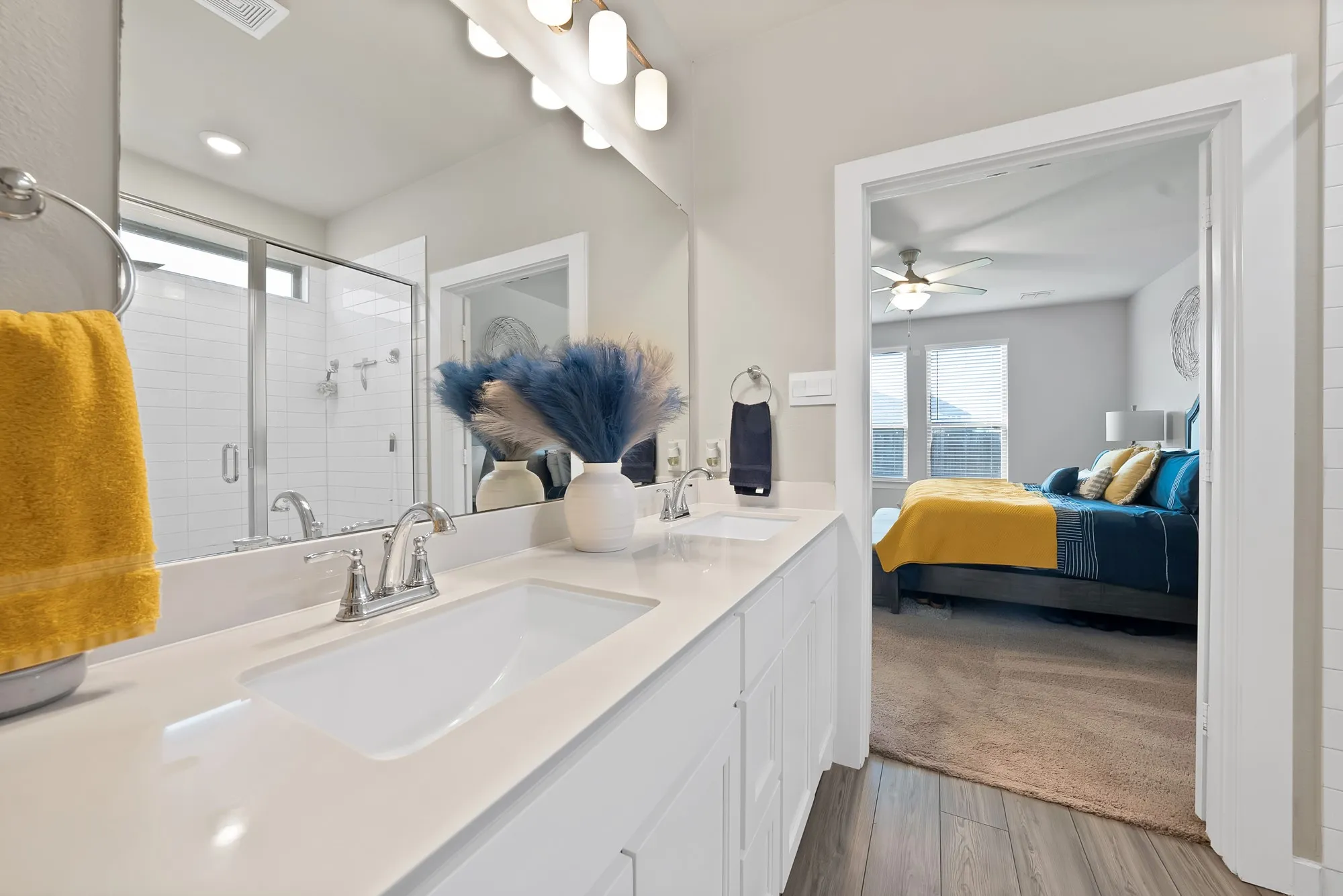 Single Family Residence For Sale in Tarrant County , 10541 Big Lagoon Drive, Fort Worth, Texas 76179, 5 Bedroom, 3 Bathroom, 2 Garage spaces, 2,958 Sqft, built in 2021, mls#21396739, Real Estate Agent in Fort Worth, Homes For Sale in Tarrant county, Homes For Sale in Fort Worth, Realtor in Fort Worth Texas, Real Estate Brokerage Independent Realty Texas, Luminita Cordes Realtor