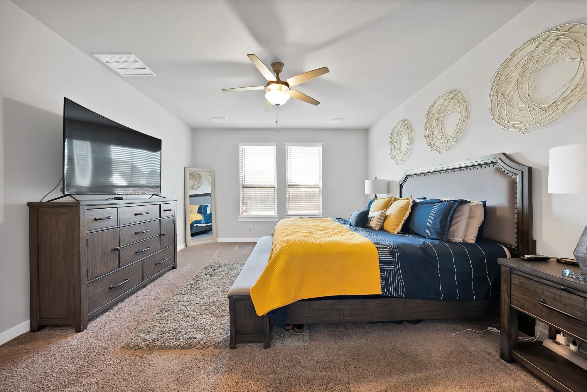 Single Family Residence For Sale in Tarrant County , 10541 Big Lagoon Drive, Fort Worth, Texas 76179, 5 Bedroom, 3 Bathroom, 2 Garage spaces, 2,958 Sqft, built in 2021, mls#21396739, Real Estate Agent in Fort Worth, Homes For Sale in Tarrant county, Homes For Sale in Fort Worth, Realtor in Fort Worth Texas, Real Estate Brokerage Independent Realty Texas, Luminita Cordes Realtor