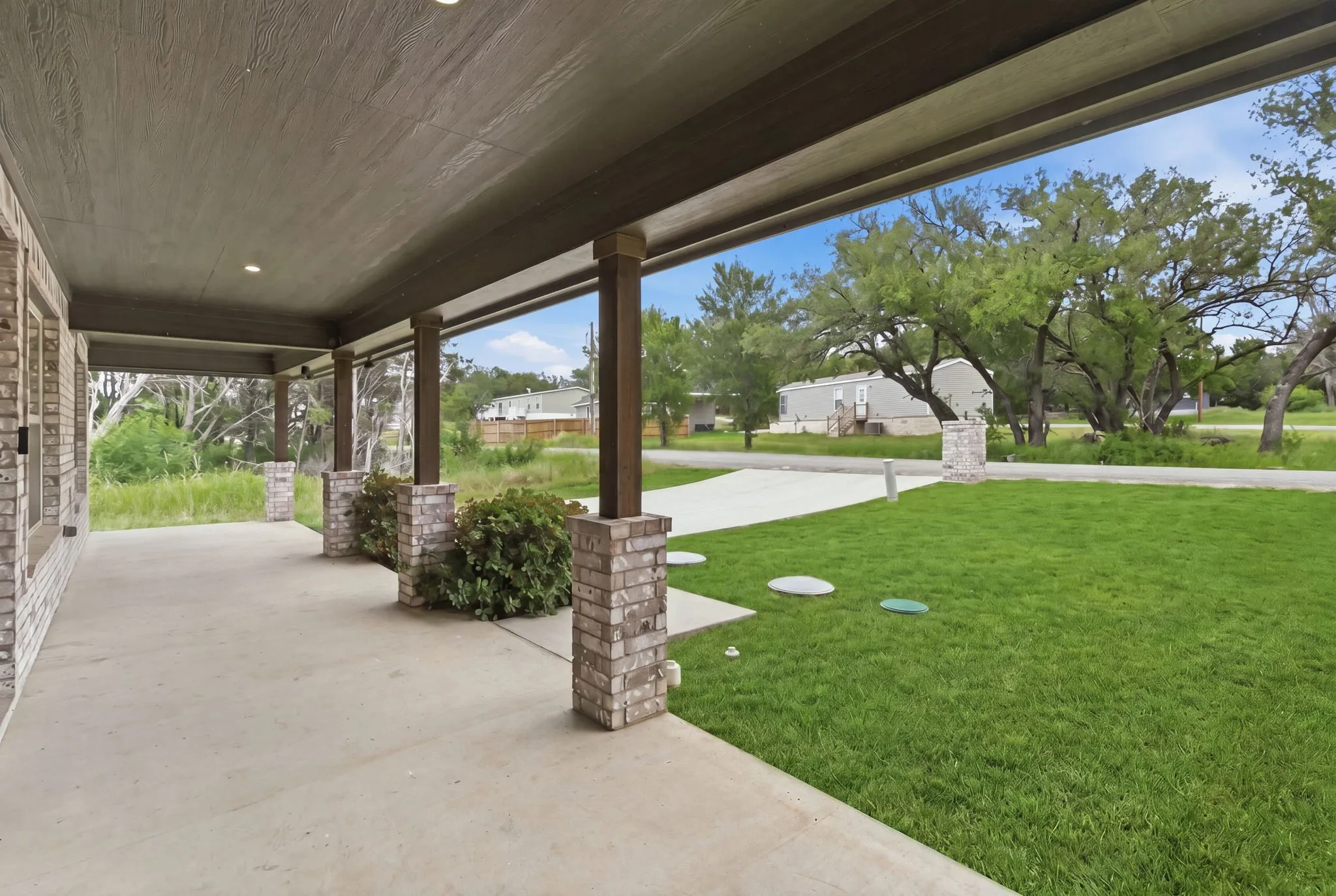 Single Family Residence For Rent in Hood County , 2926 Paluxy Trail, Granbury, Texas 76048, 3 Bedroom, 2 Bathroom, Garage spaces, 1,503 Sqft, built in 2020, mls#21398163, Real Estate Agent in Granbury, Homes For Rent in Hood county, Homes For Rent in Granbury, Realtor in Granbury Texas, Real Estate Brokerage Independent Realty Texas, Luminita Cordes Realtor