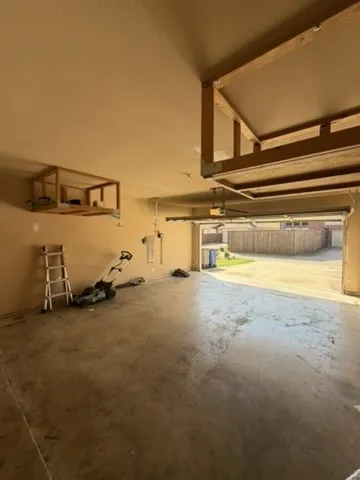 Single Family Residence For Rent in Collin County , 1626 Mammoth Drive, Allen, Texas 75002, 3 Bedroom, 4 Bathroom, 2 Garage spaces, 2,638 Sqft, built in 2008, mls#21398019, Real Estate Agent in Allen, Homes For Rent in Collin county, Homes For Rent in Allen, Realtor in Allen Texas, Real Estate Brokerage Independent Realty Texas, Luminita Cordes Realtor