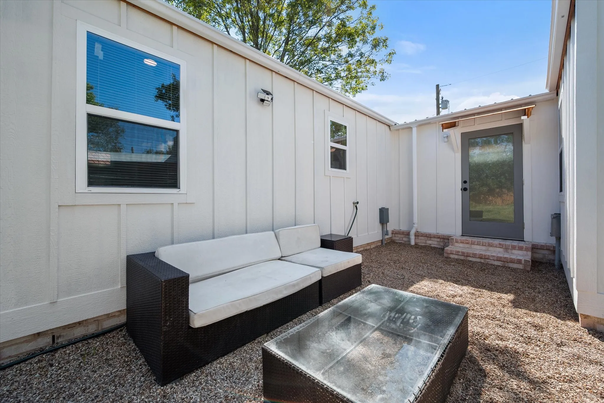 Single Family Residence For Sale in Limestone County , 717 Alice Street, Mexia, Texas 76667, 2 Bedroom, 2 Bathroom, Garage spaces, 700 Sqft, built in 2025, mls#21398157, Real Estate Agent in Mexia, Homes For Sale in Limestone county, Homes For Sale in Mexia, Realtor in Mexia Texas, Real Estate Brokerage Independent Realty Texas, Luminita Cordes Realtor