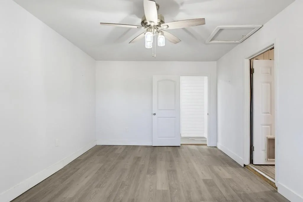 Single Family Residence For Sale in Fisher County , 508 N Water Street, Roby, Texas 79543, 5 Bedroom, 3 Bathroom, Garage spaces, 2,447 Sqft, built in 1960, mls#21395099, Real Estate Agent in Roby, Homes For Sale in Fisher county, Homes For Sale in Roby, Realtor in Roby Texas, Real Estate Brokerage Independent Realty Texas, Luminita Cordes Realtor