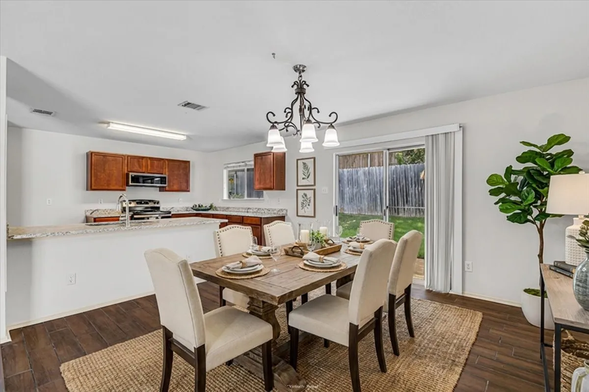 VIRTUAL STAGING