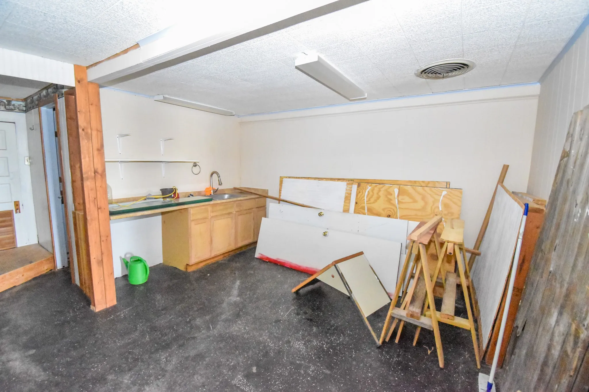 Office For Sale in Mc Culloch County , 210 S Blackburn Street, Brady, Texas 76825, 0, 0, Garage spaces, 0 Sqft, built in 1920, mls#21398180, Real Estate Agent in Brady, Homes For Sale in Mc Culloch county, Homes For Sale in Brady, Realtor in Brady Texas, Real Estate Brokerage Independent Realty Texas, Luminita Cordes Realtor