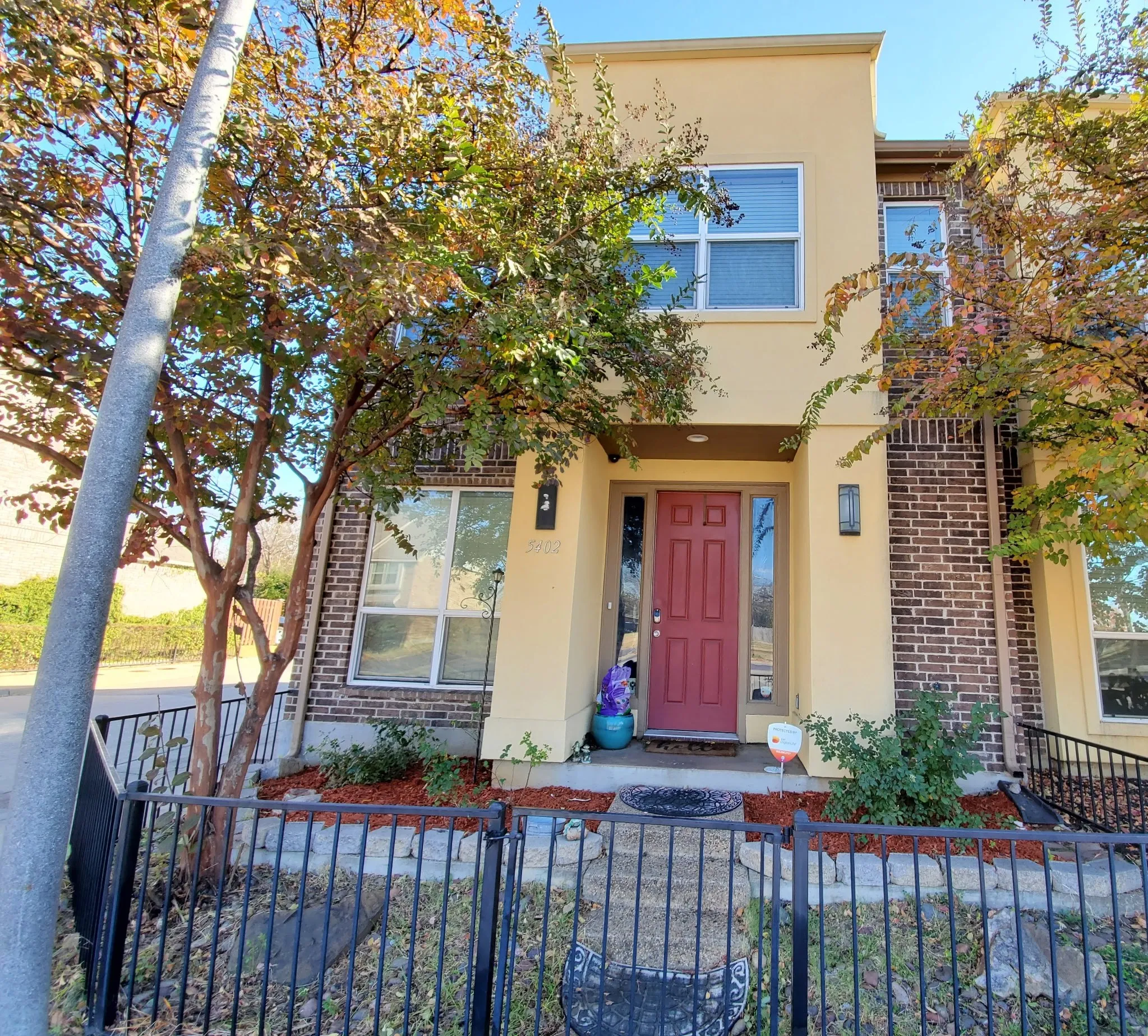 Townhouse For Sale