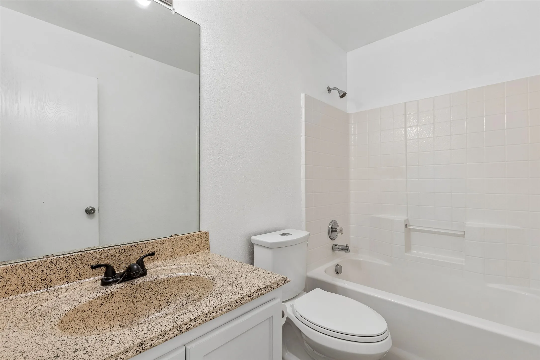 Single Family Residence For Sale in Rockwall County , 413 Sandy Lane, Royse City, Texas 75189, 3 Bedroom, 2 Bathroom, 2 Garage spaces, 1,820 Sqft, built in 2006, mls#21397698, Real Estate Agent in Royse City, Homes For Sale in Rockwall county, Homes For Sale in Royse City, Realtor in Royse City Texas, Real Estate Brokerage Independent Realty Texas, Luminita Cordes Realtor