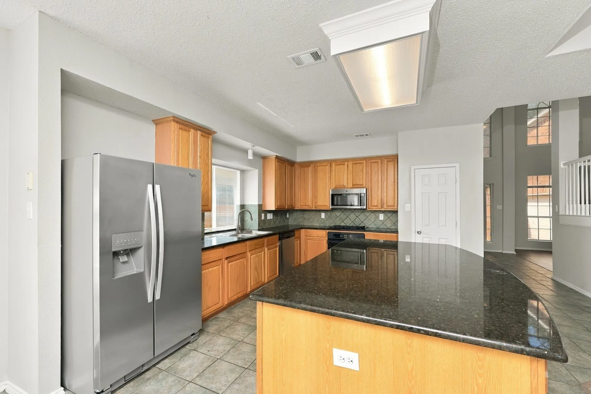 Single Family Residence For Rent in Dallas County , 736 Mulberry Lane, De Soto, Texas 75115, 5 Bedroom, 4 Bathroom, 2 Garage spaces, 3,498 Sqft, built in 2003, mls#21398191, Real Estate Agent in De Soto, Homes For Rent in Dallas county, Homes For Rent in De Soto, Realtor in De Soto Texas, Real Estate Brokerage Independent Realty Texas, Luminita Cordes Realtor