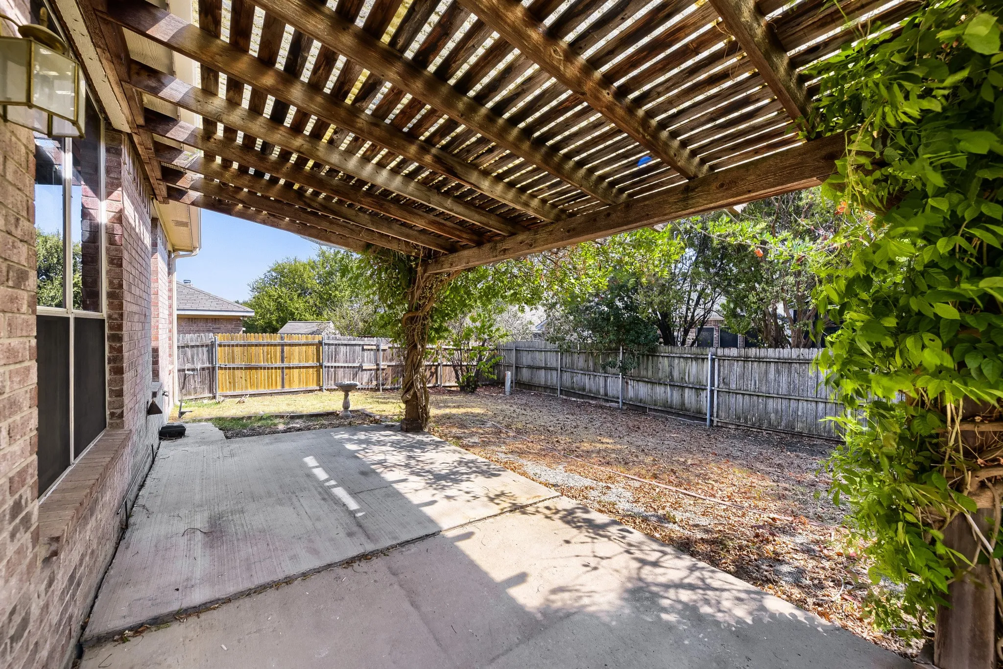 Single Family Residence For Sale in Tarrant County , 6221 Brooklynn Drive, Fort Worth, Texas 76179, 3 Bedroom, 2 Bathroom, 2 Garage spaces, 1,601 Sqft, built in 2005, mls#21396792, Real Estate Agent in Fort Worth, Homes For Sale in Tarrant county, Homes For Sale in Fort Worth, Realtor in Fort Worth Texas, Real Estate Brokerage Independent Realty Texas, Luminita Cordes Realtor