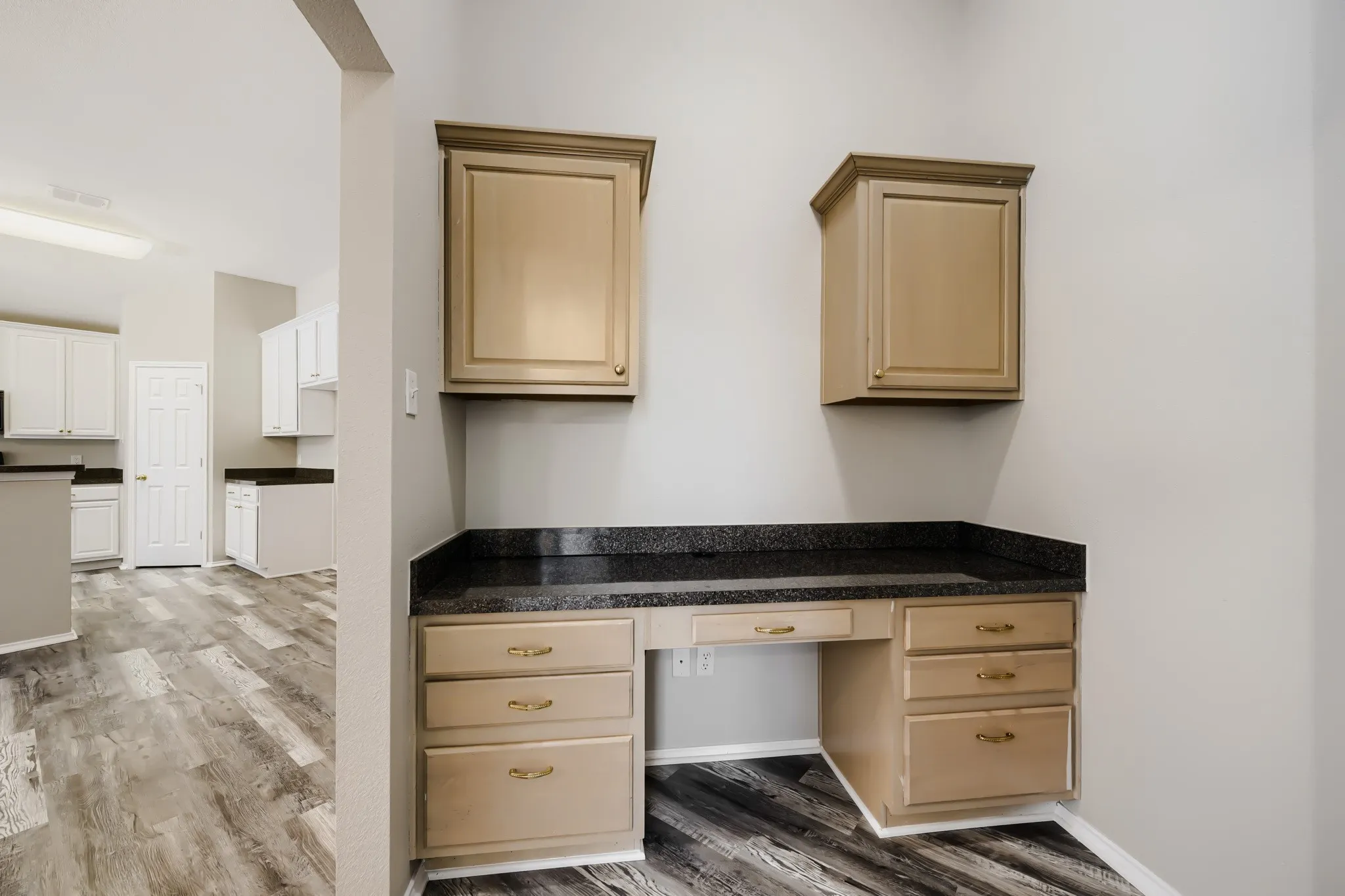 Single Family Residence For Sale in Tarrant County , 6221 Brooklynn Drive, Fort Worth, Texas 76179, 3 Bedroom, 2 Bathroom, 2 Garage spaces, 1,601 Sqft, built in 2005, mls#21396792, Real Estate Agent in Fort Worth, Homes For Sale in Tarrant county, Homes For Sale in Fort Worth, Realtor in Fort Worth Texas, Real Estate Brokerage Independent Realty Texas, Luminita Cordes Realtor