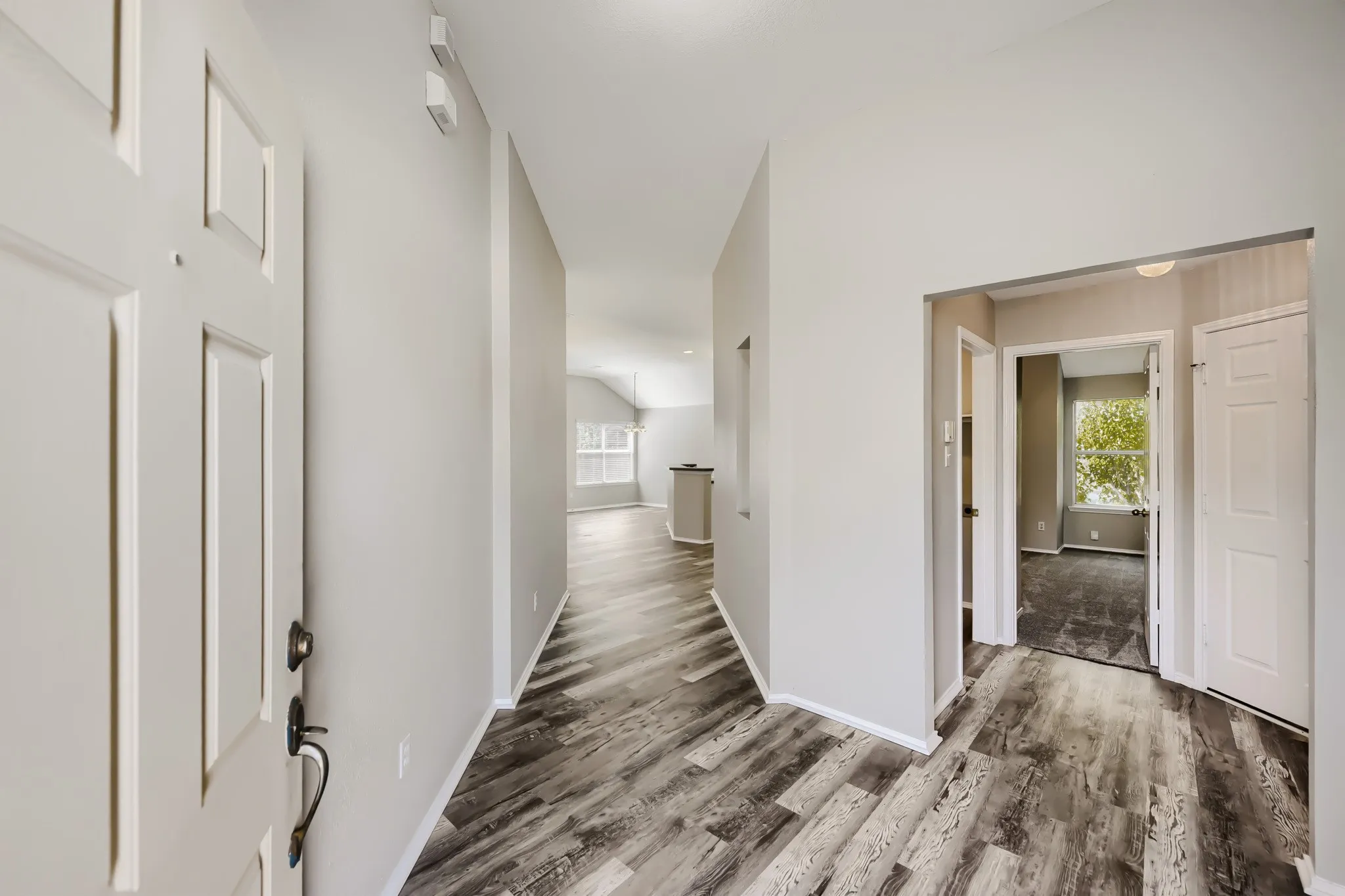 Single Family Residence For Sale in Tarrant County , 6221 Brooklynn Drive, Fort Worth, Texas 76179, 3 Bedroom, 2 Bathroom, 2 Garage spaces, 1,601 Sqft, built in 2005, mls#21396792, Real Estate Agent in Fort Worth, Homes For Sale in Tarrant county, Homes For Sale in Fort Worth, Realtor in Fort Worth Texas, Real Estate Brokerage Independent Realty Texas, Luminita Cordes Realtor