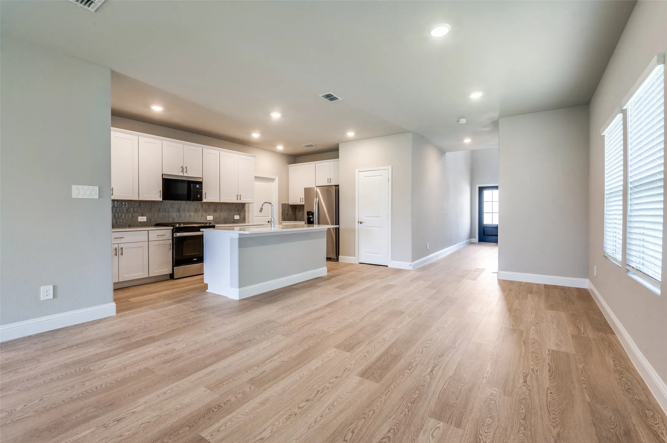 Single Family Residence For Rent in Collin County , 602 Ezra Lane, Mc Kinney, Texas 75069, 4 Bedroom, 3 Bathroom, 2 Garage spaces, 2,351 Sqft, built in 2025, mls#21398200, Real Estate Agent in Mc Kinney, Homes For Rent in Collin county, Homes For Rent in Mc Kinney, Realtor in Mc Kinney Texas, Real Estate Brokerage Independent Realty Texas, Luminita Cordes Realtor