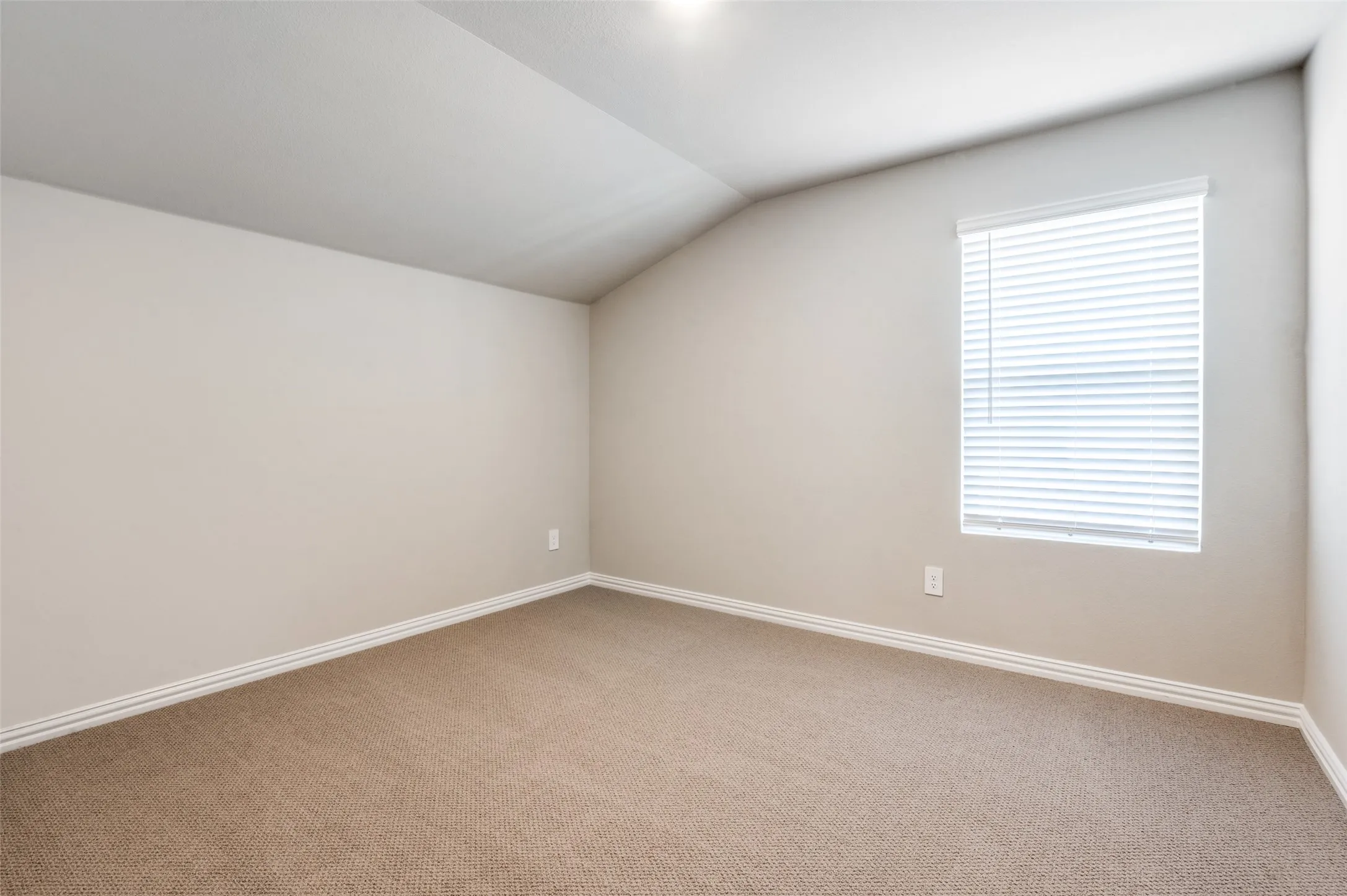 Single Family Residence For Rent in Collin County , 602 Ezra Lane, Mc Kinney, Texas 75069, 4 Bedroom, 3 Bathroom, 2 Garage spaces, 2,351 Sqft, built in 2025, mls#21398200, Real Estate Agent in Mc Kinney, Homes For Rent in Collin county, Homes For Rent in Mc Kinney, Realtor in Mc Kinney Texas, Real Estate Brokerage Independent Realty Texas, Luminita Cordes Realtor