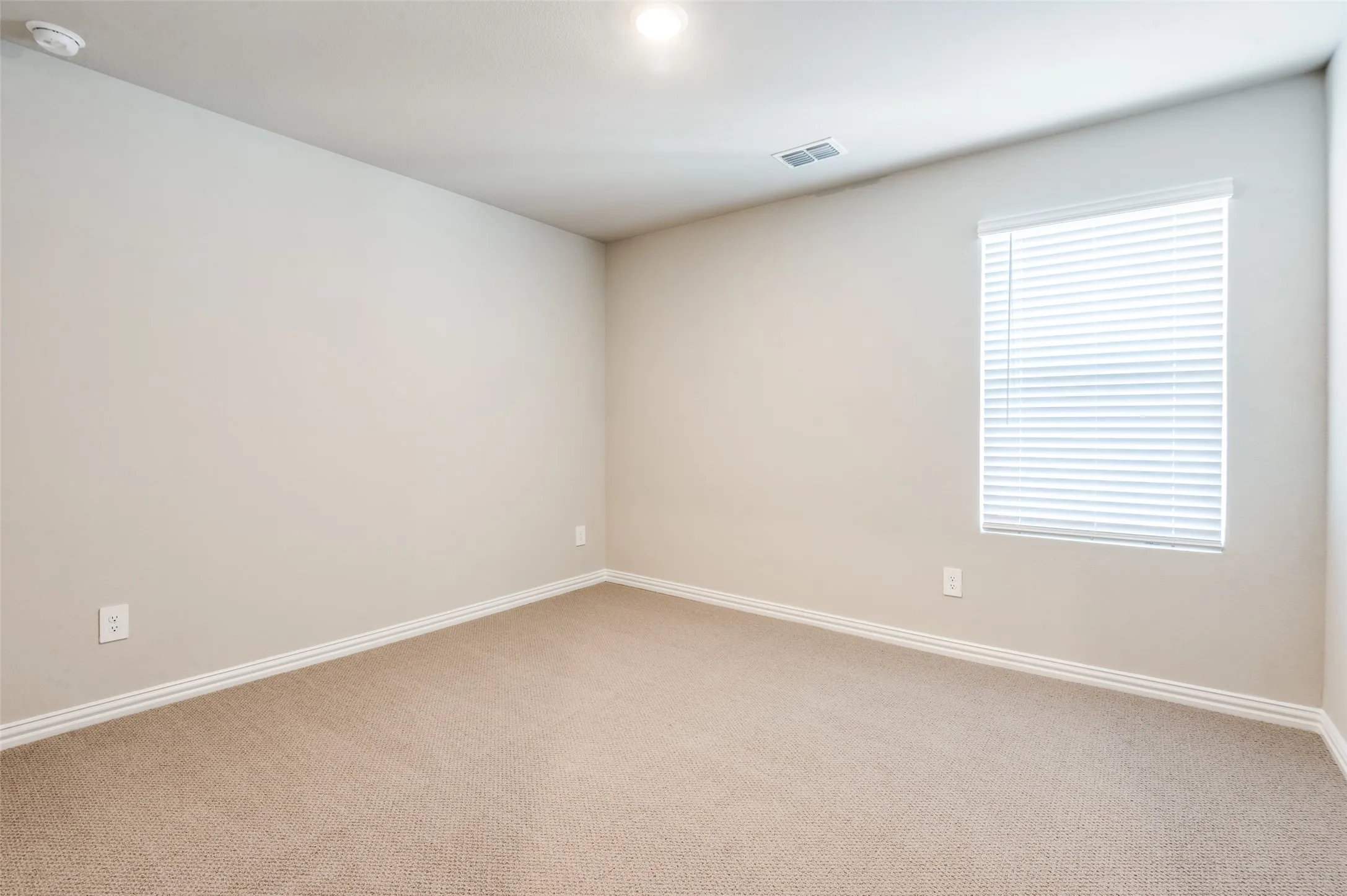 Single Family Residence For Rent in Collin County , 602 Ezra Lane, Mc Kinney, Texas 75069, 4 Bedroom, 3 Bathroom, 2 Garage spaces, 2,351 Sqft, built in 2025, mls#21398200, Real Estate Agent in Mc Kinney, Homes For Rent in Collin county, Homes For Rent in Mc Kinney, Realtor in Mc Kinney Texas, Real Estate Brokerage Independent Realty Texas, Luminita Cordes Realtor