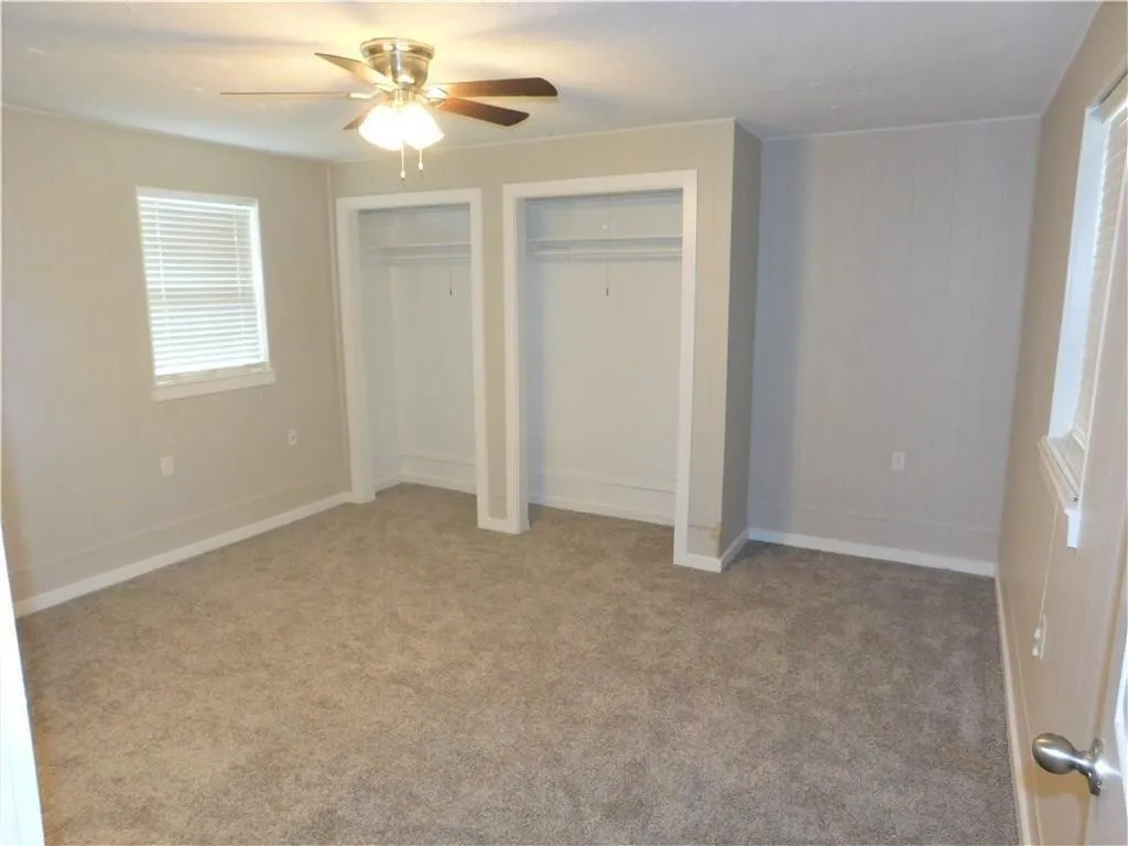 Single Family Residence For Rent in Collin County , 401 S Arizona Drive, Celina, Texas 75009, 3 Bedroom, 2 Bathroom, Garage spaces, 1,384 Sqft, built in 1940, mls#21398207, Real Estate Agent in Celina, Homes For Rent in Collin county, Homes For Rent in Celina, Realtor in Celina Texas, Real Estate Brokerage Independent Realty Texas, Luminita Cordes Realtor