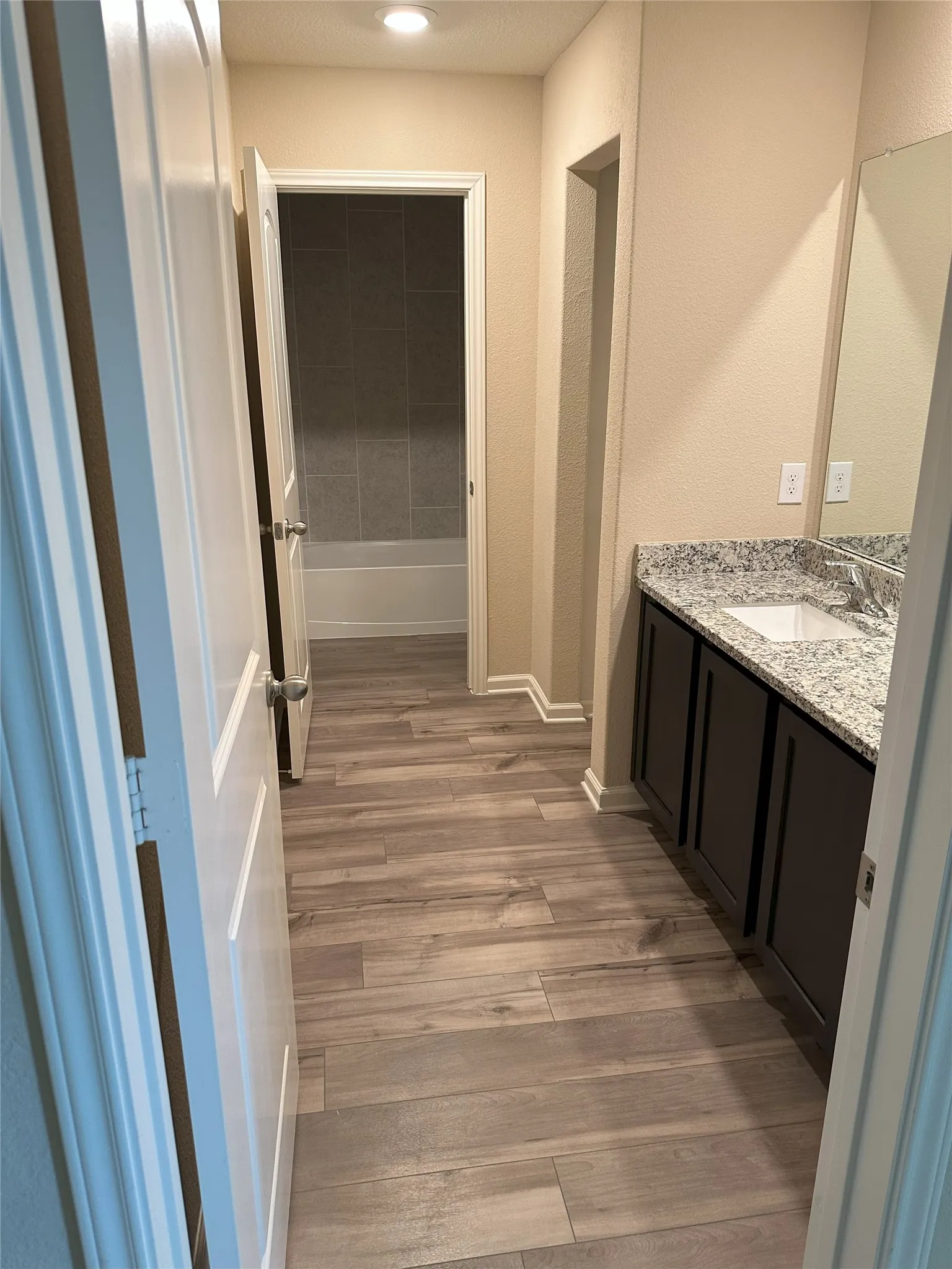 Single Family Residence For Rent in Collin County , 236 Elam Drive, Anna, Texas 75409, 5 Bedroom, 3 Bathroom, 2 Garage spaces, 2,703 Sqft, built in 2021, mls#21398212, Real Estate Agent in Anna, Homes For Rent in Collin county, Homes For Rent in Anna, Realtor in Anna Texas, Real Estate Brokerage Independent Realty Texas, Luminita Cordes Realtor