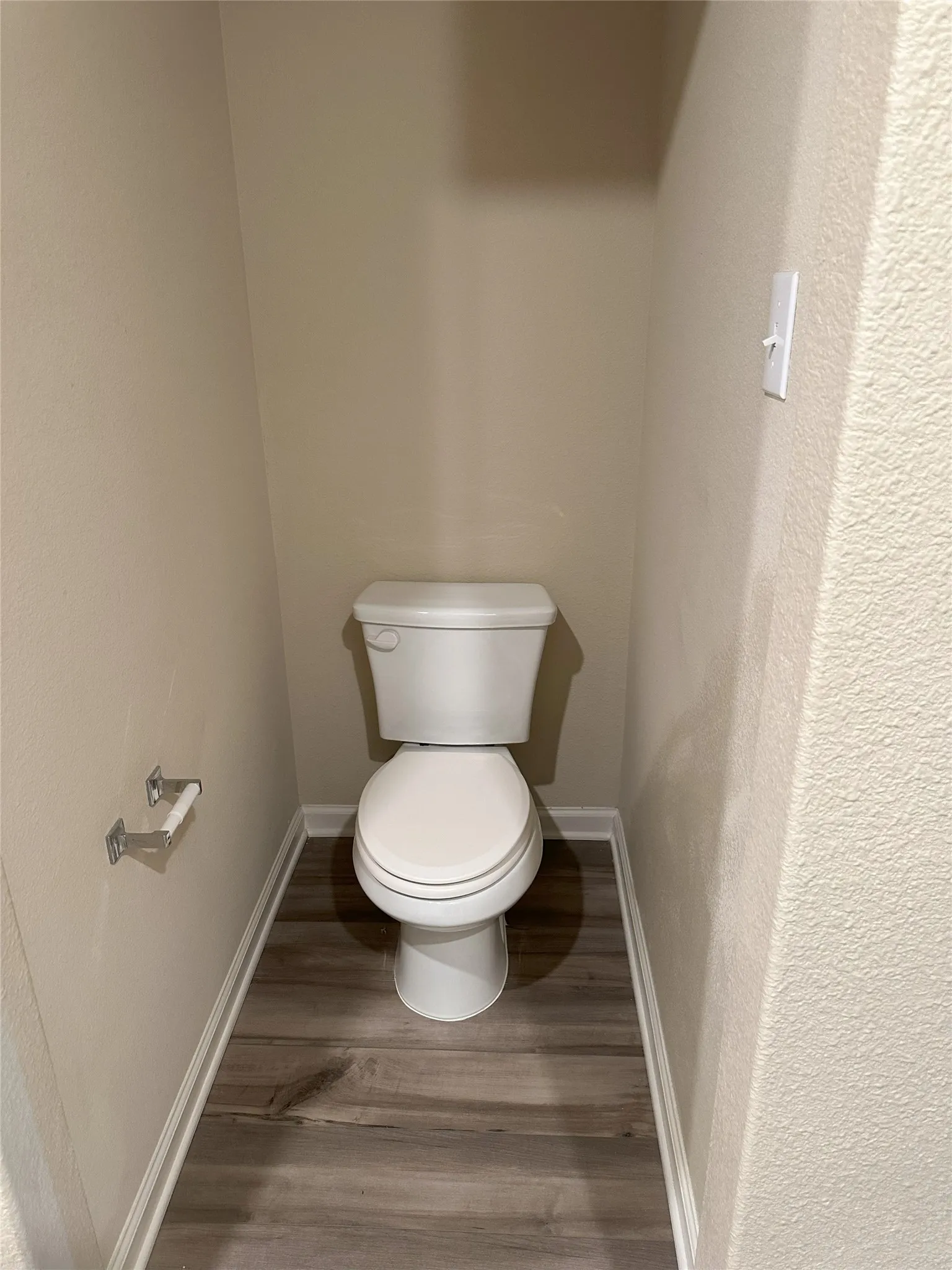 Single Family Residence For Rent in Collin County , 236 Elam Drive, Anna, Texas 75409, 5 Bedroom, 3 Bathroom, 2 Garage spaces, 2,703 Sqft, built in 2021, mls#21398212, Real Estate Agent in Anna, Homes For Rent in Collin county, Homes For Rent in Anna, Realtor in Anna Texas, Real Estate Brokerage Independent Realty Texas, Luminita Cordes Realtor