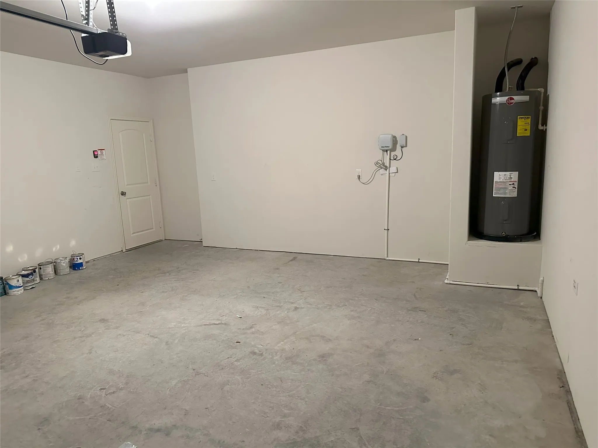Single Family Residence For Rent in Collin County , 236 Elam Drive, Anna, Texas 75409, 5 Bedroom, 3 Bathroom, 2 Garage spaces, 2,703 Sqft, built in 2021, mls#21398212, Real Estate Agent in Anna, Homes For Rent in Collin county, Homes For Rent in Anna, Realtor in Anna Texas, Real Estate Brokerage Independent Realty Texas, Luminita Cordes Realtor