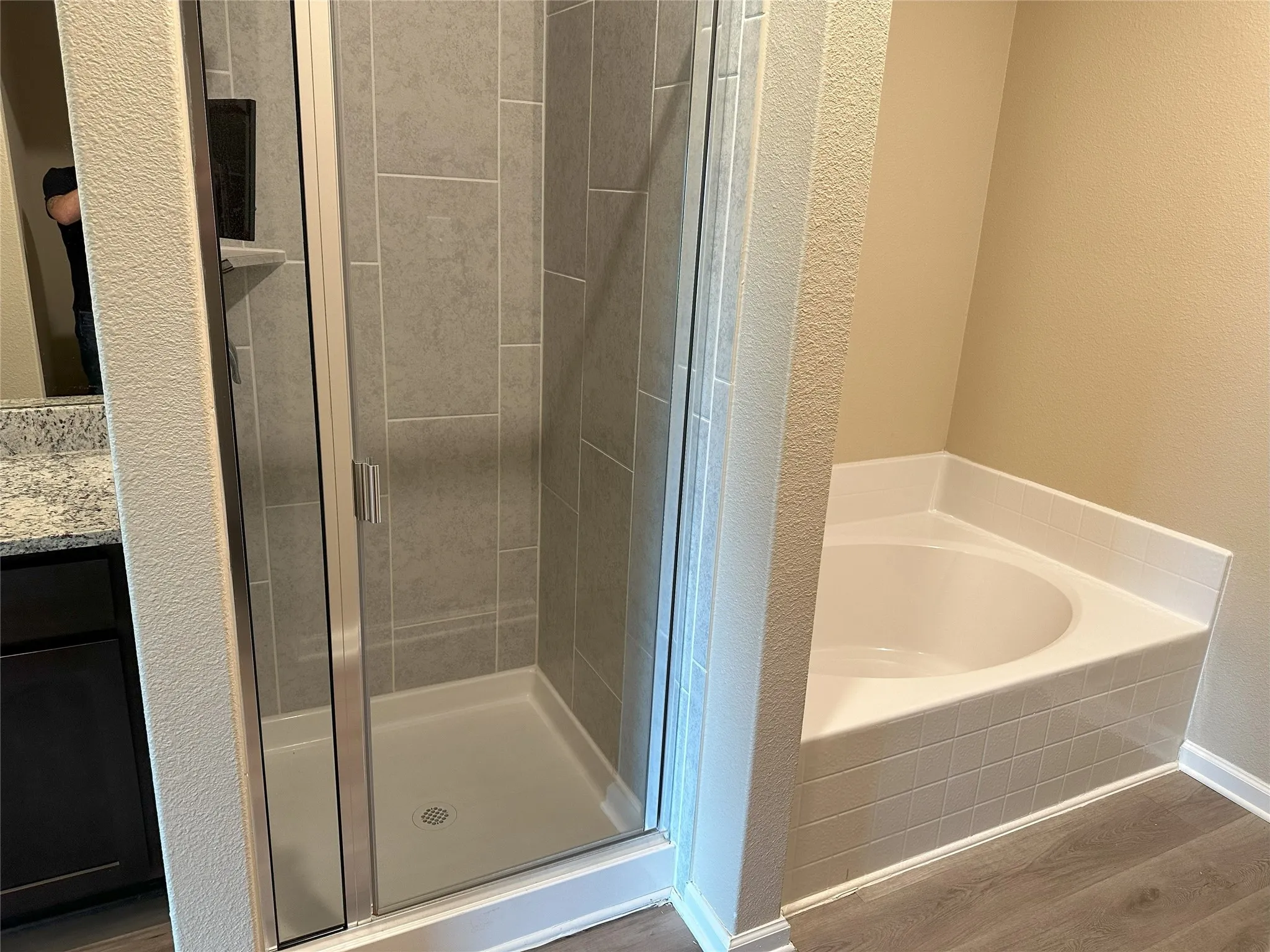 Single Family Residence For Rent in Collin County , 236 Elam Drive, Anna, Texas 75409, 5 Bedroom, 3 Bathroom, 2 Garage spaces, 2,703 Sqft, built in 2021, mls#21398212, Real Estate Agent in Anna, Homes For Rent in Collin county, Homes For Rent in Anna, Realtor in Anna Texas, Real Estate Brokerage Independent Realty Texas, Luminita Cordes Realtor