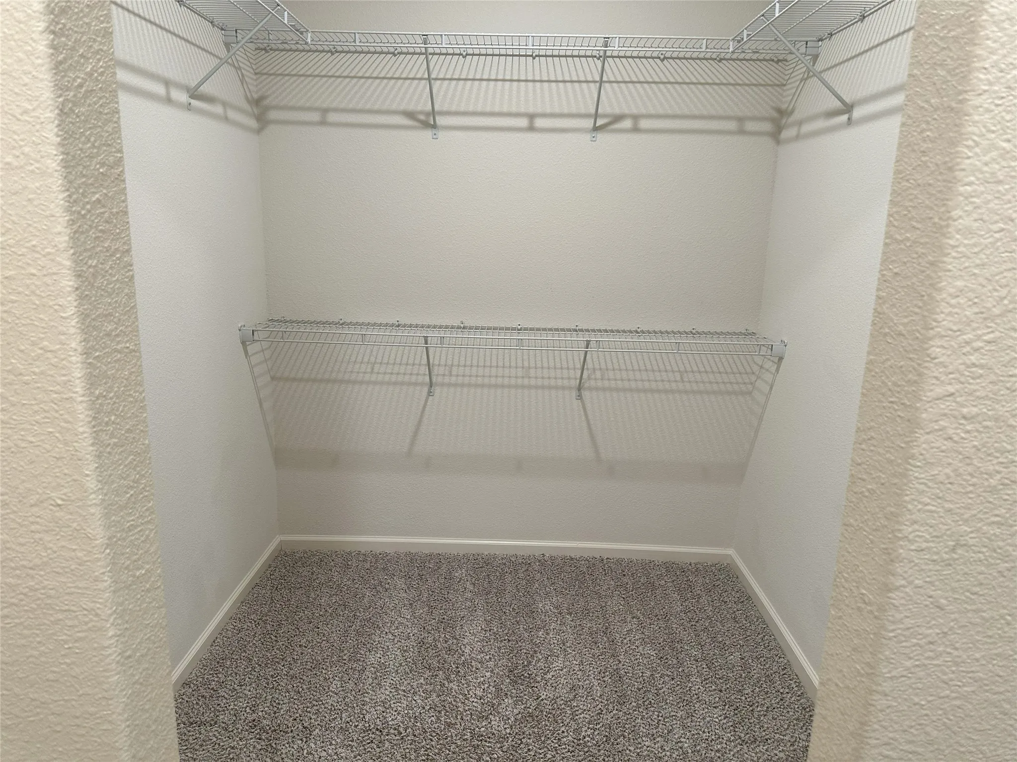 Single Family Residence For Rent in Collin County , 236 Elam Drive, Anna, Texas 75409, 5 Bedroom, 3 Bathroom, 2 Garage spaces, 2,703 Sqft, built in 2021, mls#21398212, Real Estate Agent in Anna, Homes For Rent in Collin county, Homes For Rent in Anna, Realtor in Anna Texas, Real Estate Brokerage Independent Realty Texas, Luminita Cordes Realtor