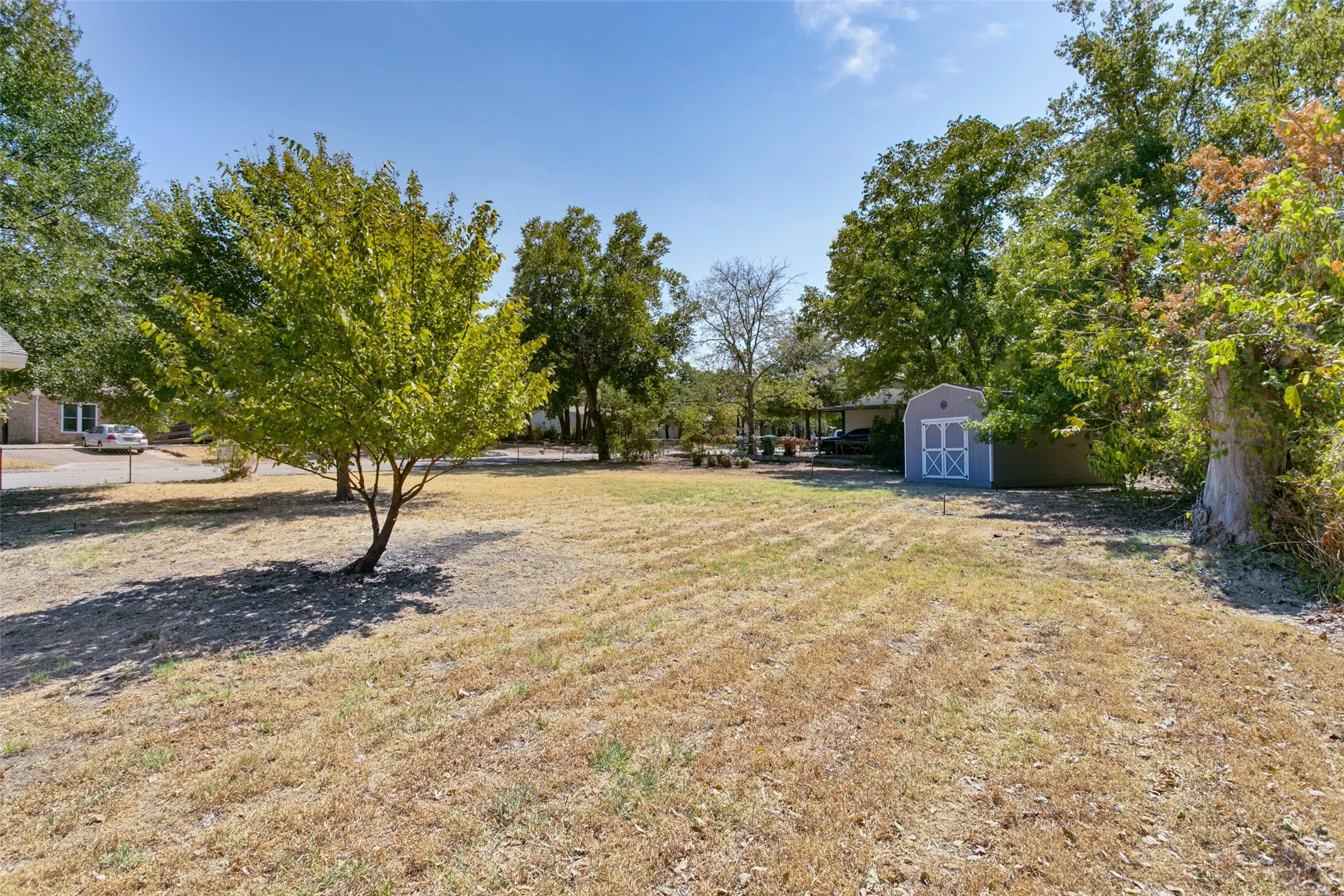 Single Family Residence For Sale in Denton County , 1818 Tyler Street, Denton, Texas 76209, 3 Bedroom, 2 Bathroom, Garage spaces, 1,746 Sqft, built in 1940, mls#21394924, Real Estate Agent in Denton, Homes For Sale in Denton county, Homes For Sale in Denton, Realtor in Denton Texas, Real Estate Brokerage Independent Realty Texas, Luminita Cordes Realtor