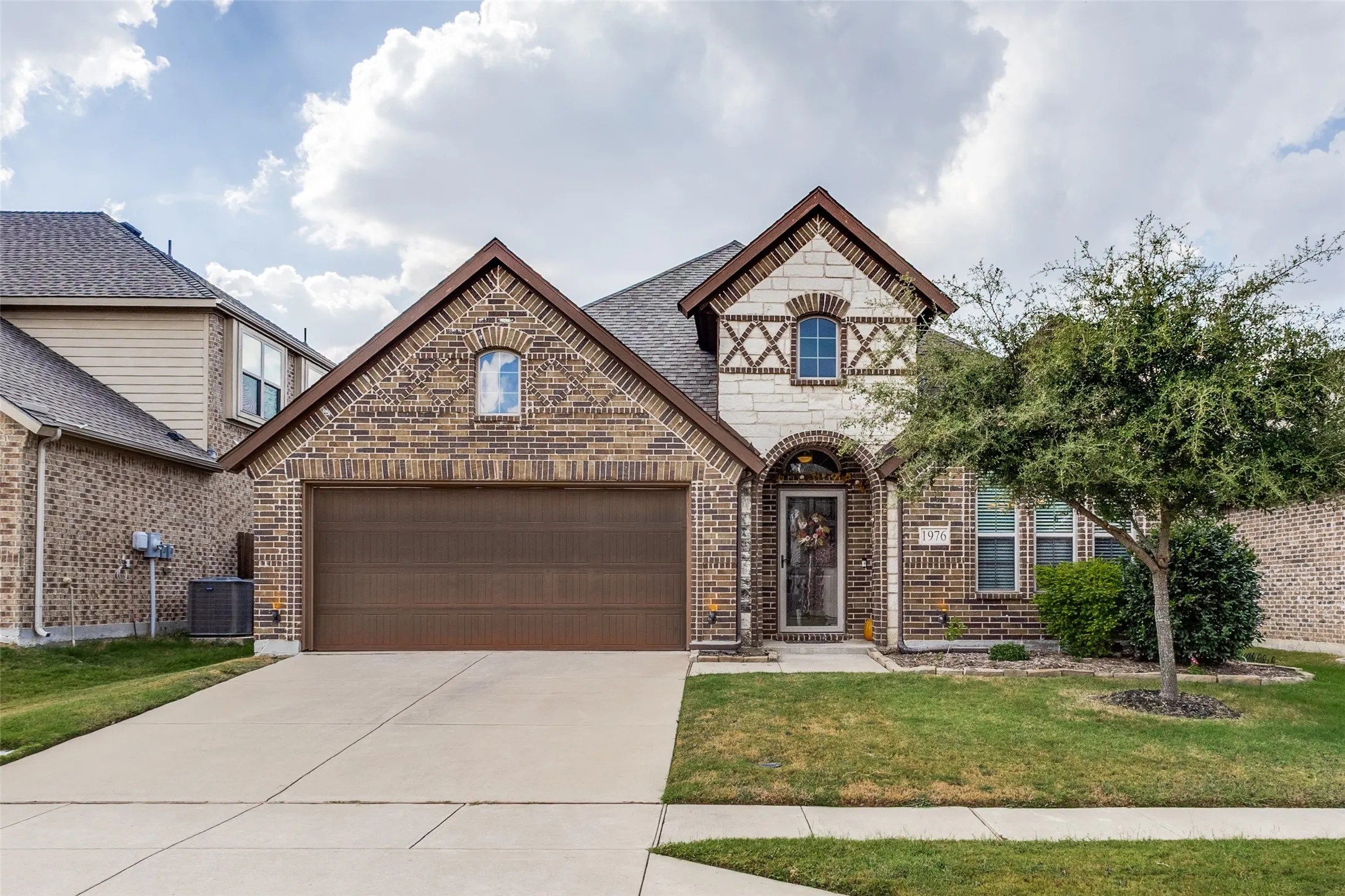 Single Family Residence For Rent in Collin County , 1976 Mercer Lane, Princeton, Texas 75407, 4 Bedroom, 2 Bathroom, 2 Garage spaces, 2,095 Sqft, built in 2017, mls#21392496, Real Estate Agent in Princeton, Homes For Rent in Collin county, Homes For Rent in Princeton, Realtor in Princeton Texas, Real Estate Brokerage Independent Realty Texas, Luminita Cordes Realtor