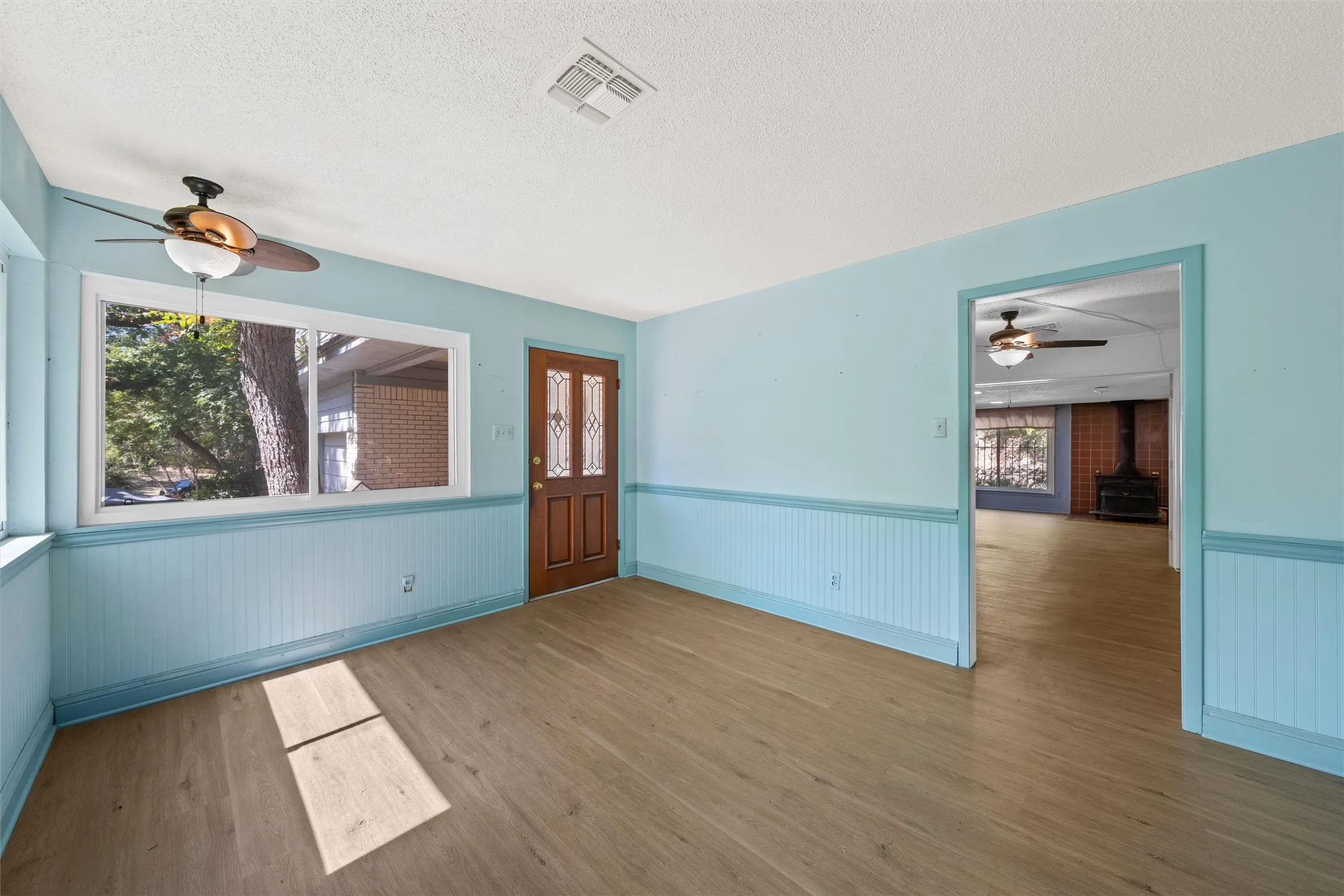 Single Family Residence For Sale in Mc Lennan County , 4419 Shady Glen Drive, Waco, Texas 76708, 4 Bedroom, 3 Bathroom, 2 Garage spaces, 2,847 Sqft, built in 1965, mls#21397516, Real Estate Agent in Waco, Homes For Sale in Mc Lennan county, Homes For Sale in Waco, Realtor in Waco Texas, Real Estate Brokerage Independent Realty Texas, Luminita Cordes Realtor
