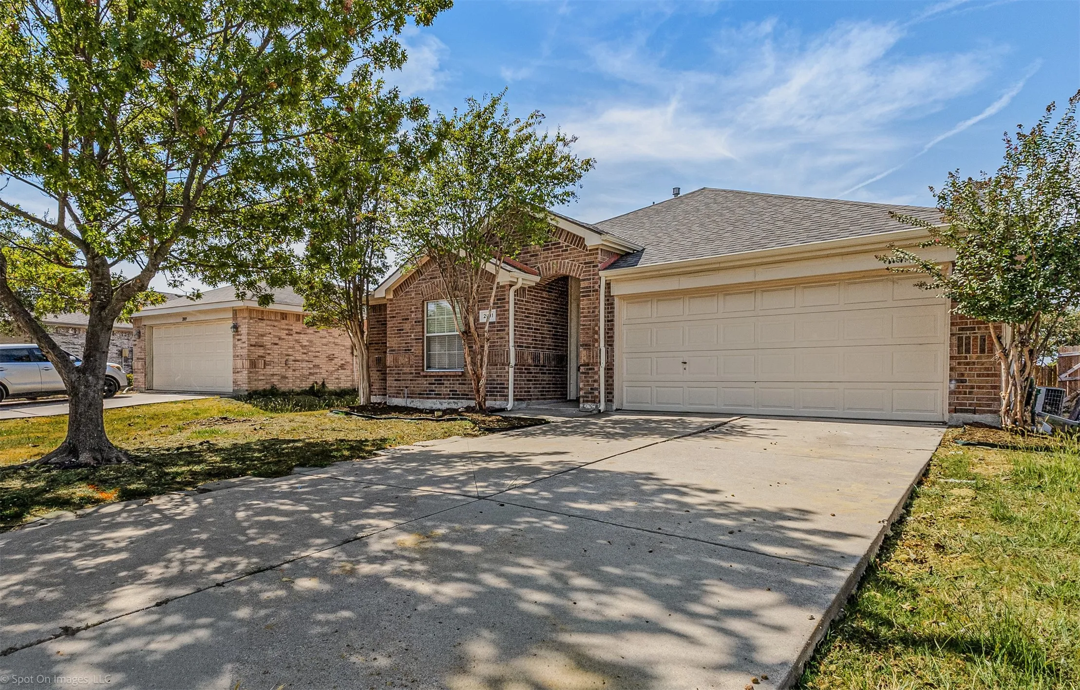 Single Family Residence For Sale in Kaufman County , 2011 Misty Hollow Court, Forney, Texas 75126, 4 Bedroom, 2 Bathroom, 2 Garage spaces, 1,762 Sqft, built in 2004, mls#21398114, Real Estate Agent in Forney, Homes For Sale in Kaufman county, Homes For Sale in Forney, Realtor in Forney Texas, Real Estate Brokerage Independent Realty Texas, Luminita Cordes Realtor