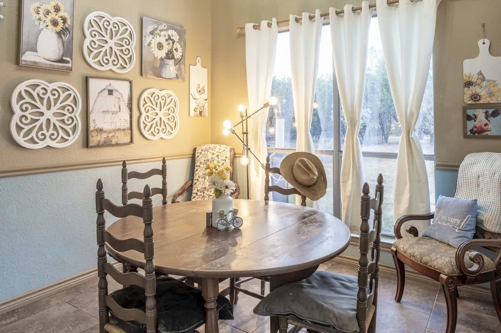 Second Versatile Dining Area