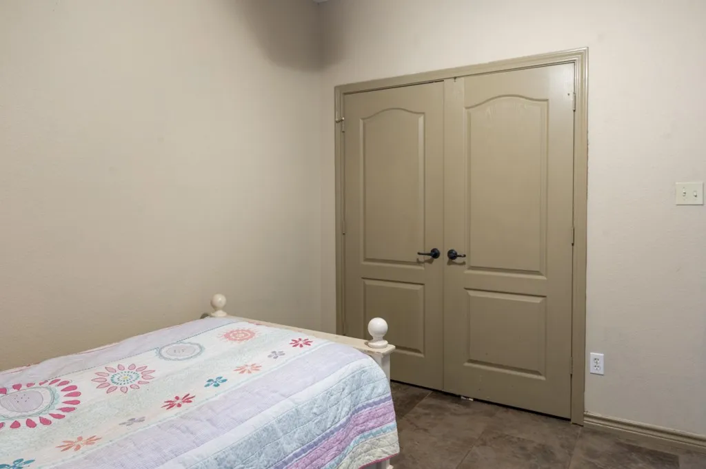 Single Family Residence For Sale in Johnson County , 9024 S Highway 174, Rio Vista, Texas 76093, 3 Bedroom, 2 Bathroom, 2 Garage spaces, 2,477 Sqft, built in 1999, mls#21397231, Real Estate Agent in Rio Vista, Homes For Sale in Johnson county, Homes For Sale in Rio Vista, Realtor in Rio Vista Texas, Real Estate Brokerage Independent Realty Texas, Luminita Cordes Realtor