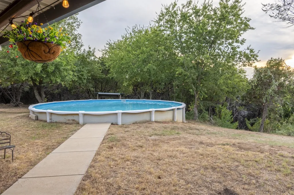 Single Family Residence For Sale in Johnson County , 9024 S Highway 174, Rio Vista, Texas 76093, 3 Bedroom, 2 Bathroom, 2 Garage spaces, 2,477 Sqft, built in 1999, mls#21397231, Real Estate Agent in Rio Vista, Homes For Sale in Johnson county, Homes For Sale in Rio Vista, Realtor in Rio Vista Texas, Real Estate Brokerage Independent Realty Texas, Luminita Cordes Realtor