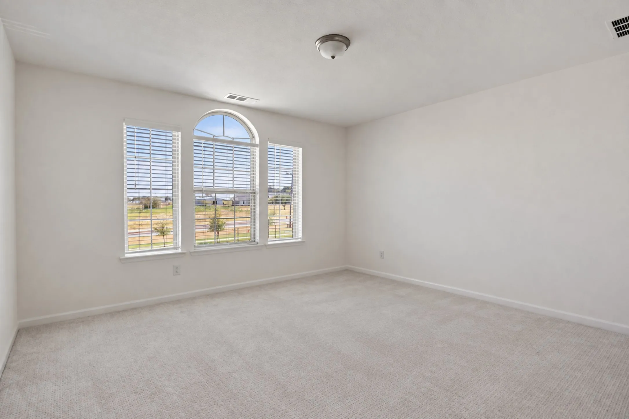 Single Family Residence For Sale in Collin County , 1432 Bettolo Drive, Celina, Texas 75009, 5 Bedroom, 4 Bathroom, 2 Garage spaces, 3,321 Sqft, built in 2024, mls#21397820, Real Estate Agent in Celina, Homes For Sale in Collin county, Homes For Sale in Celina, Realtor in Celina Texas, Real Estate Brokerage Independent Realty Texas, Luminita Cordes Realtor
