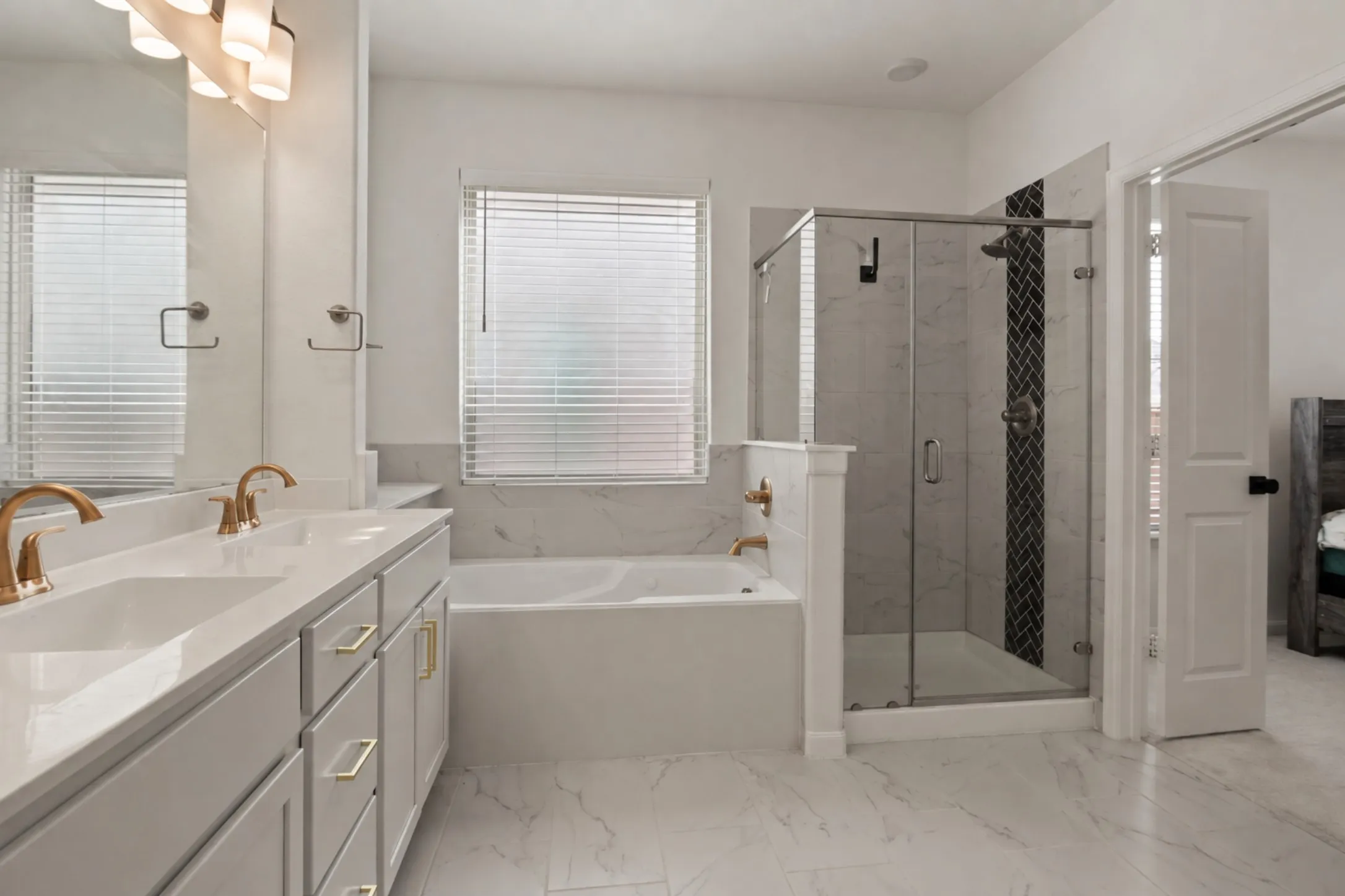 Single Family Residence For Sale in Collin County , 1432 Bettolo Drive, Celina, Texas 75009, 5 Bedroom, 4 Bathroom, 2 Garage spaces, 3,321 Sqft, built in 2024, mls#21397820, Real Estate Agent in Celina, Homes For Sale in Collin county, Homes For Sale in Celina, Realtor in Celina Texas, Real Estate Brokerage Independent Realty Texas, Luminita Cordes Realtor